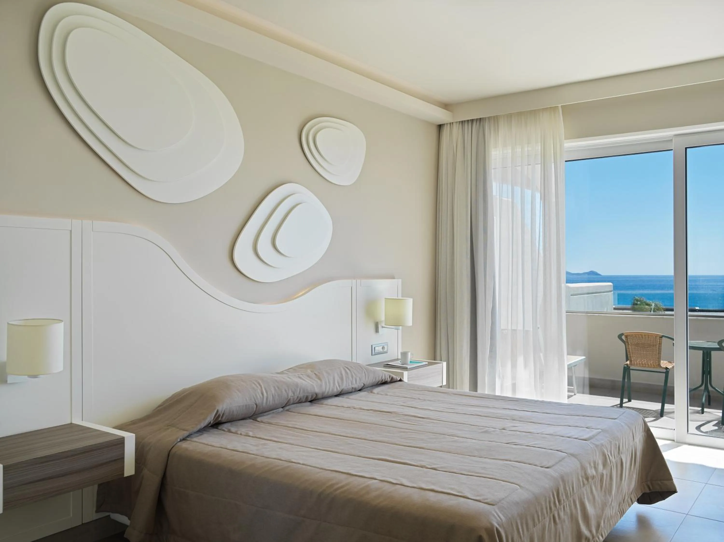 Bed in Rodos Princess Beach Hotel