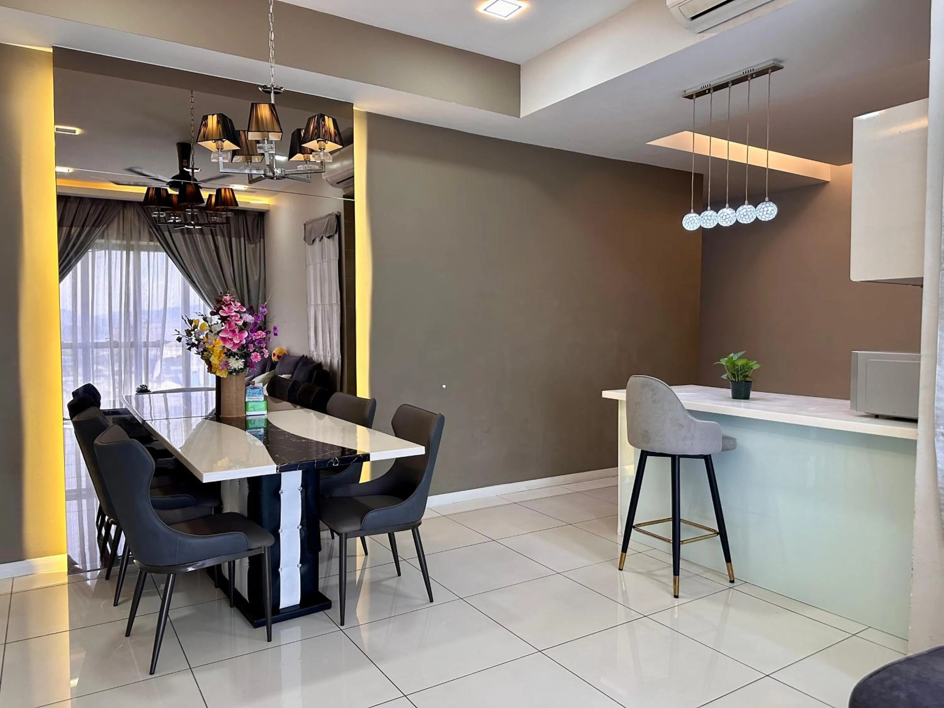 Dining area in Takuro Homestay