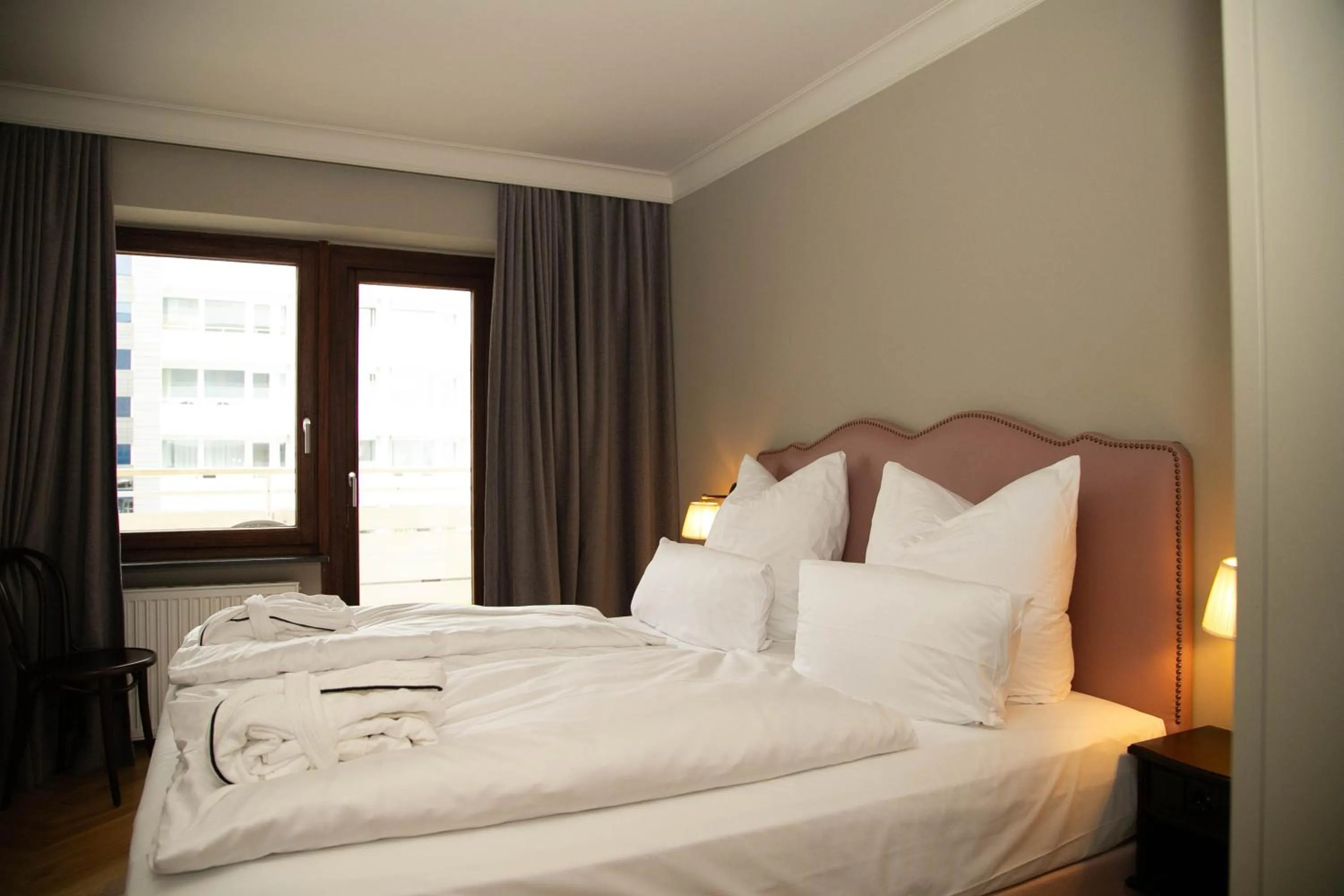 City view, Bed in Mimosa Hotel