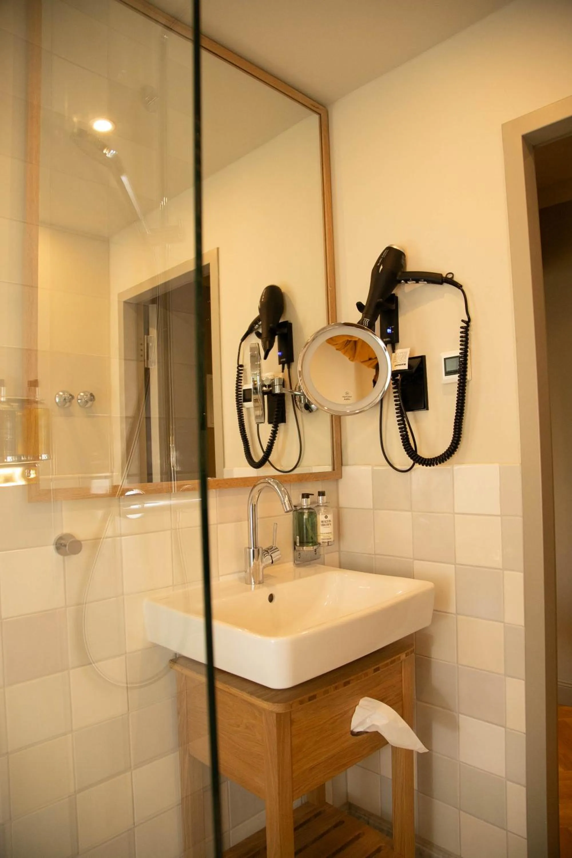 Bathroom in Mimosa Hotel