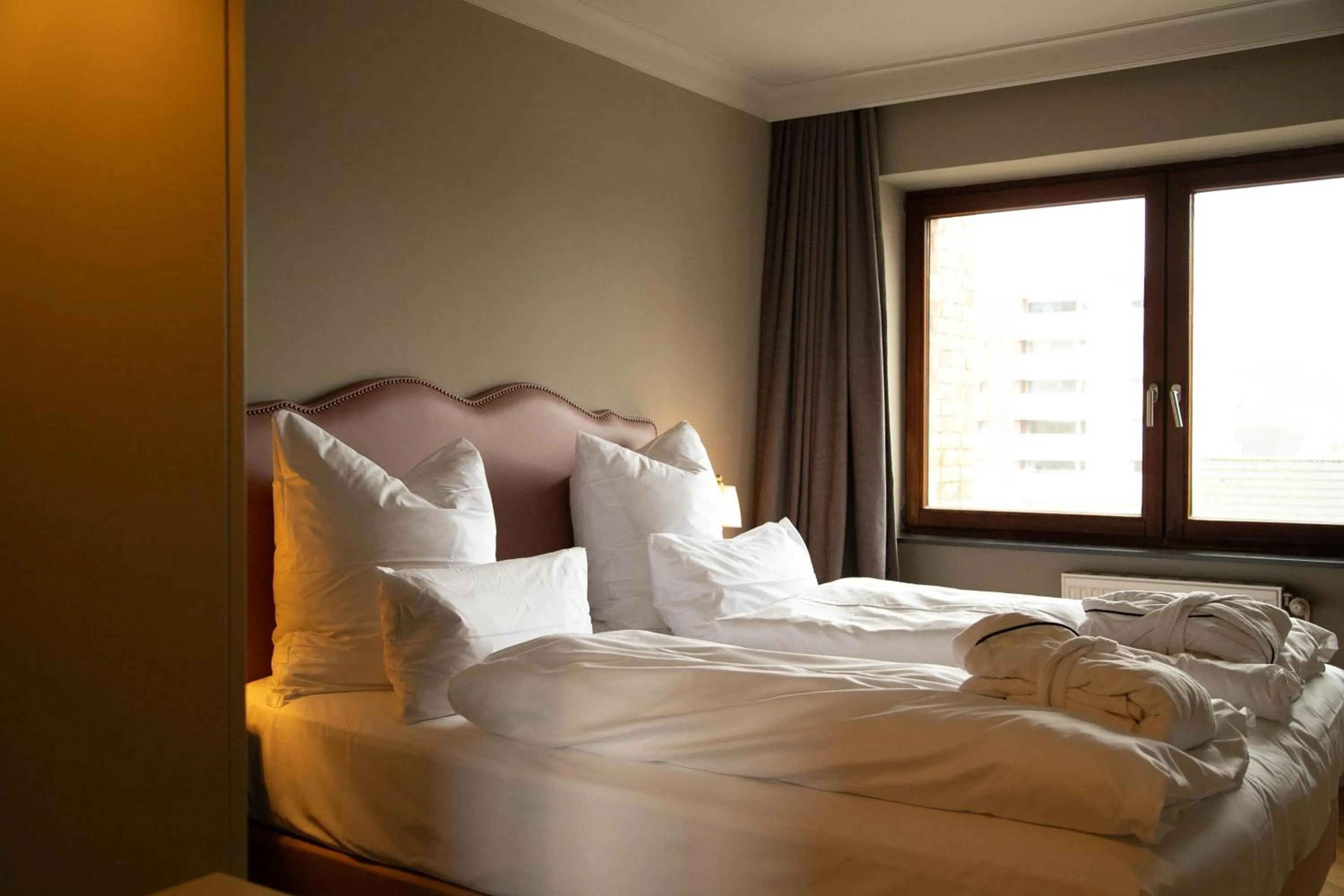 Bedroom, Bed in Mimosa Hotel