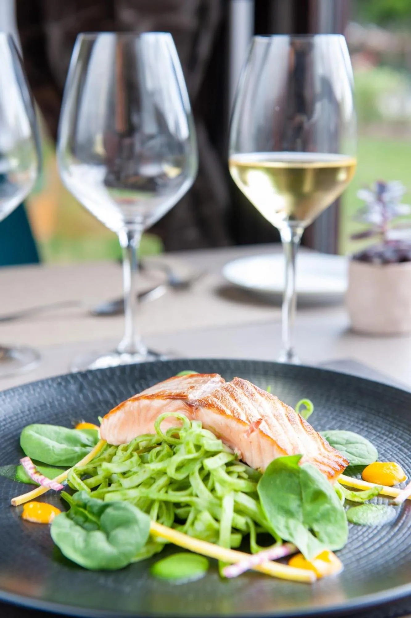 Restaurant/places to eat in LOGIS Hôtel & Restaurant - LENSOTEL