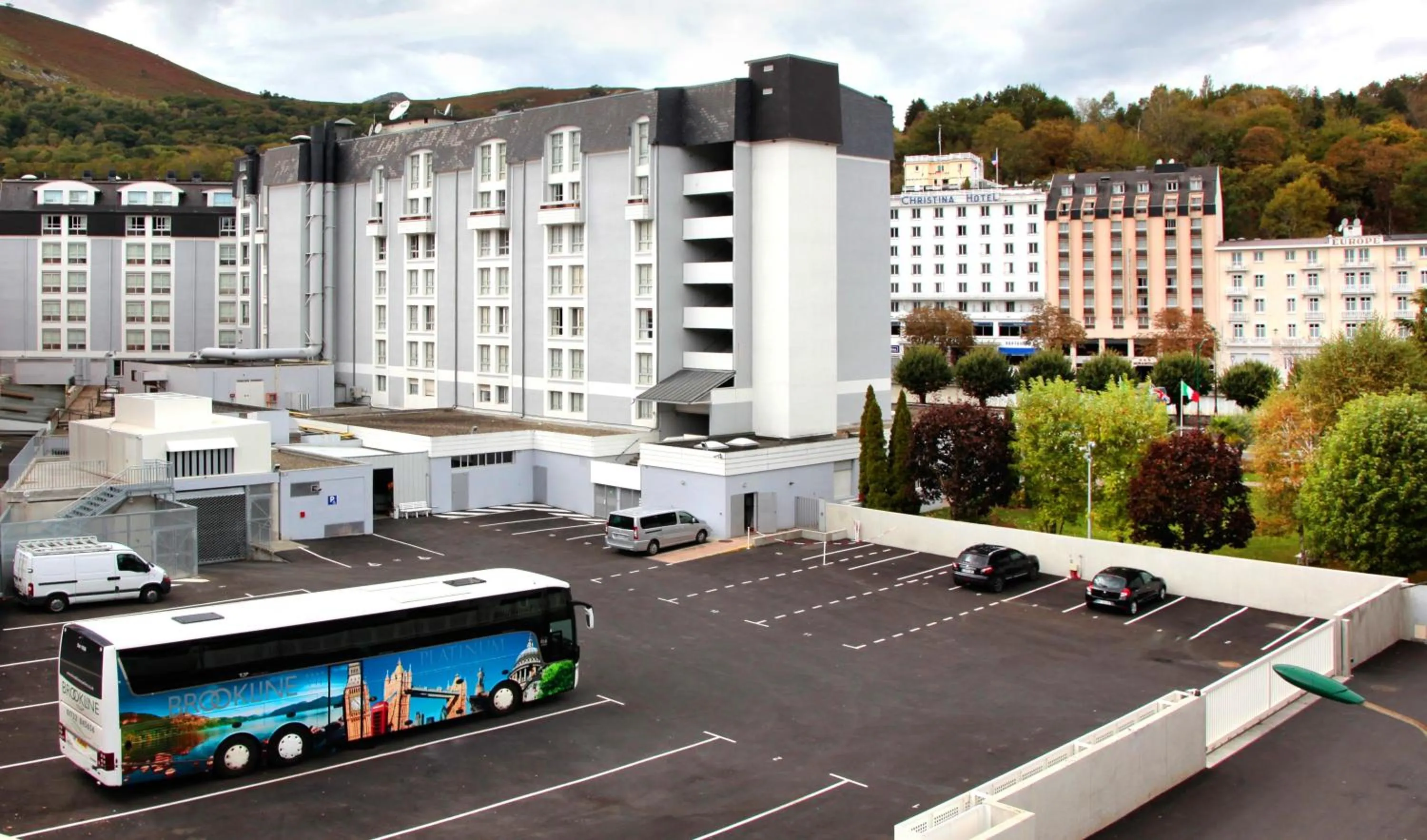 Facade/entrance in Hôtel Alba