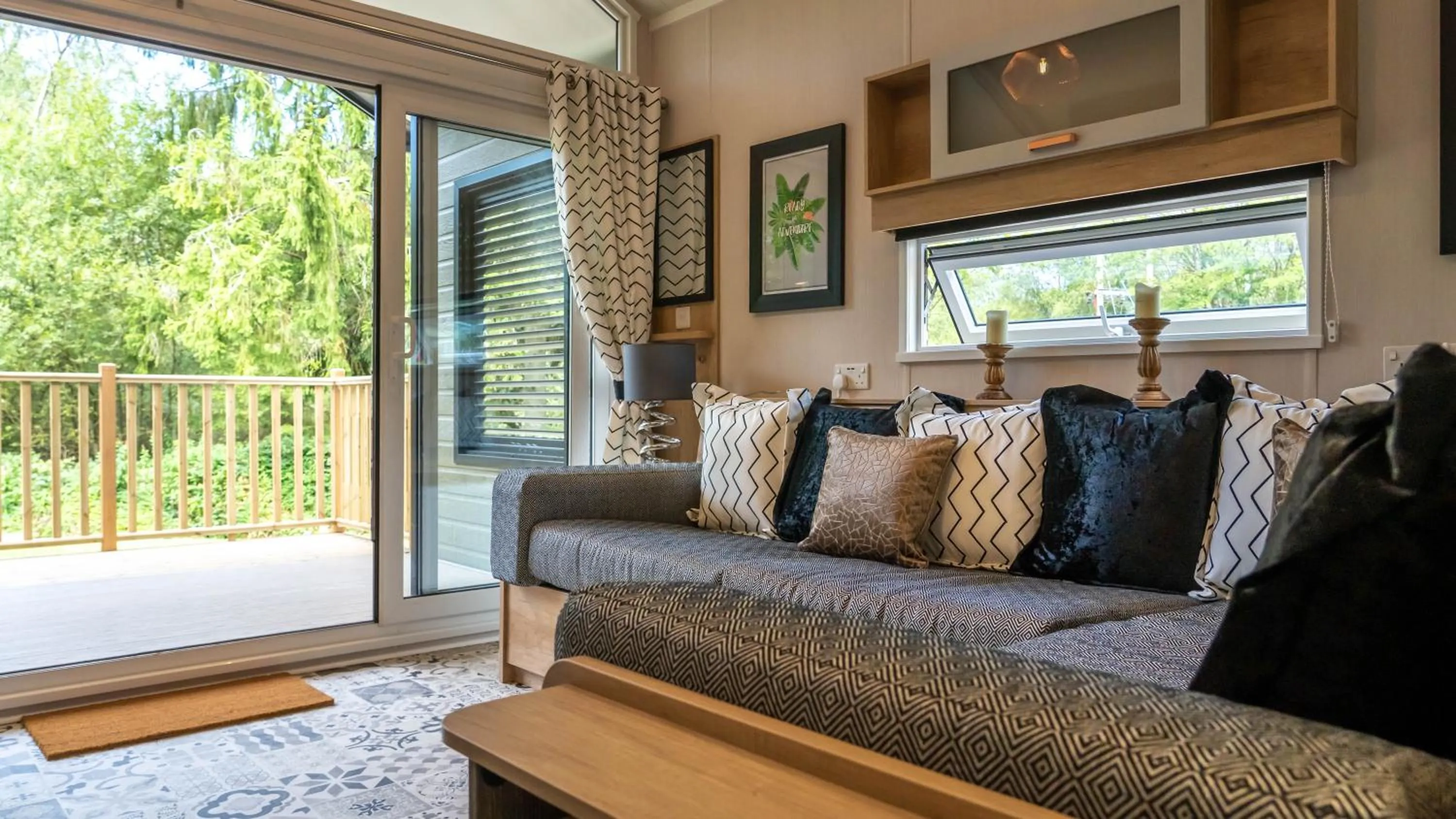 Living room in Waterfoot Park