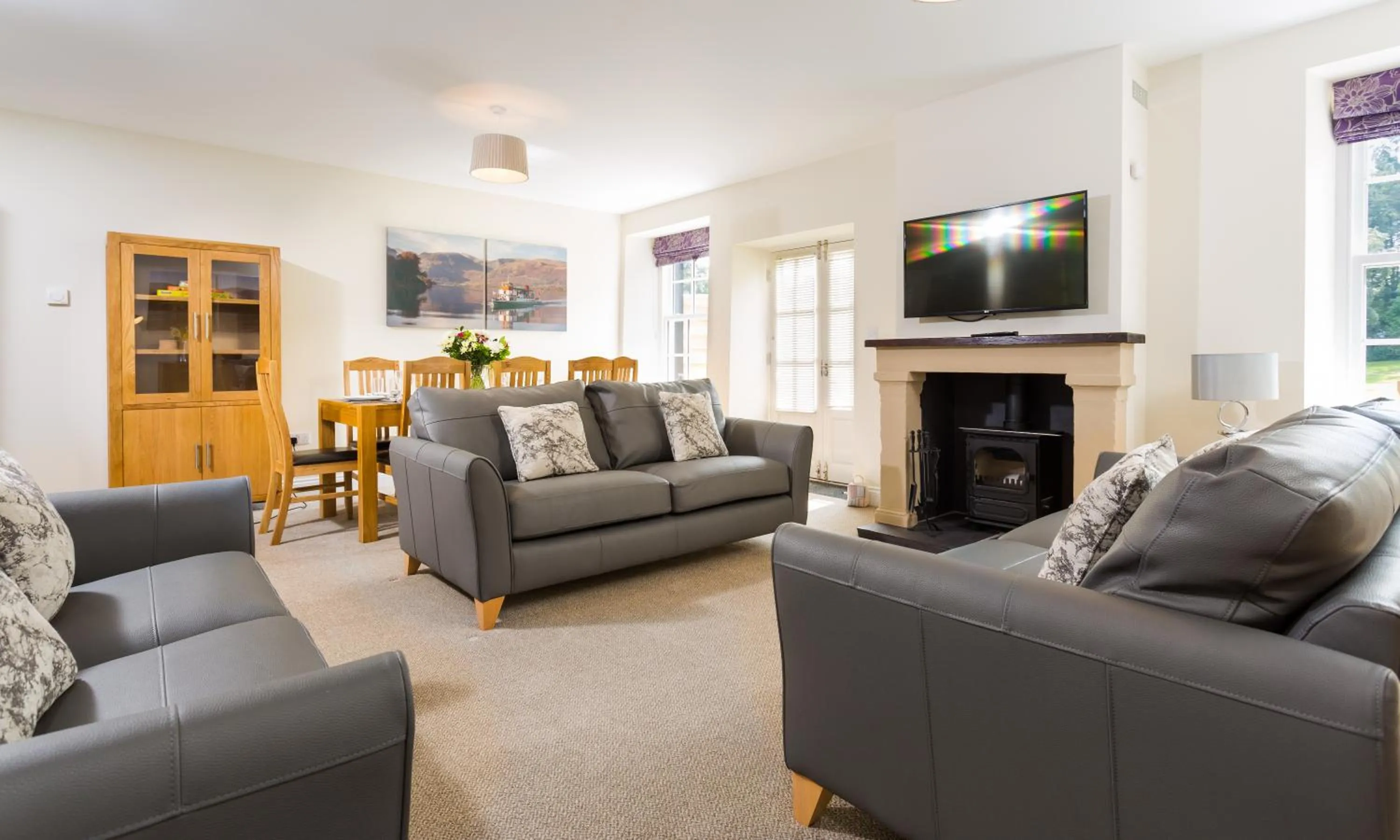 Living room in Waterfoot Park