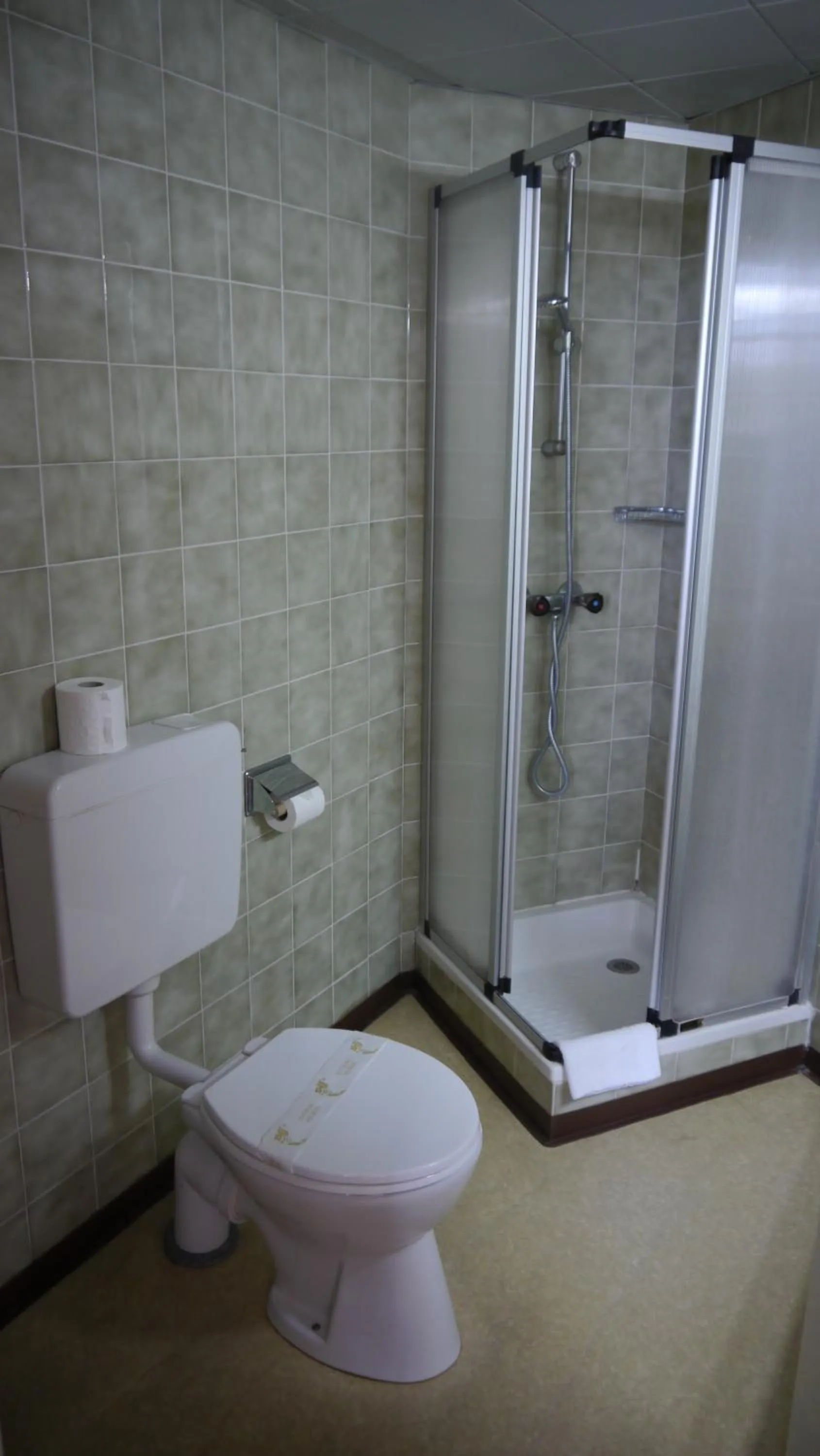 Bathroom in Hôtel Royal