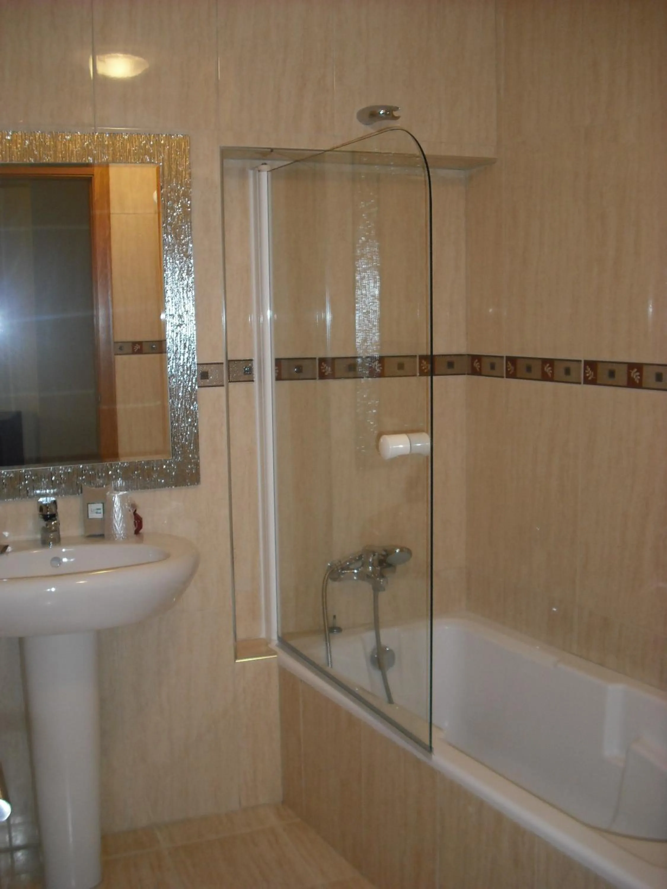 Double Room with Extra Bed in Hotel Santa Catalina by Bossh Hotels!