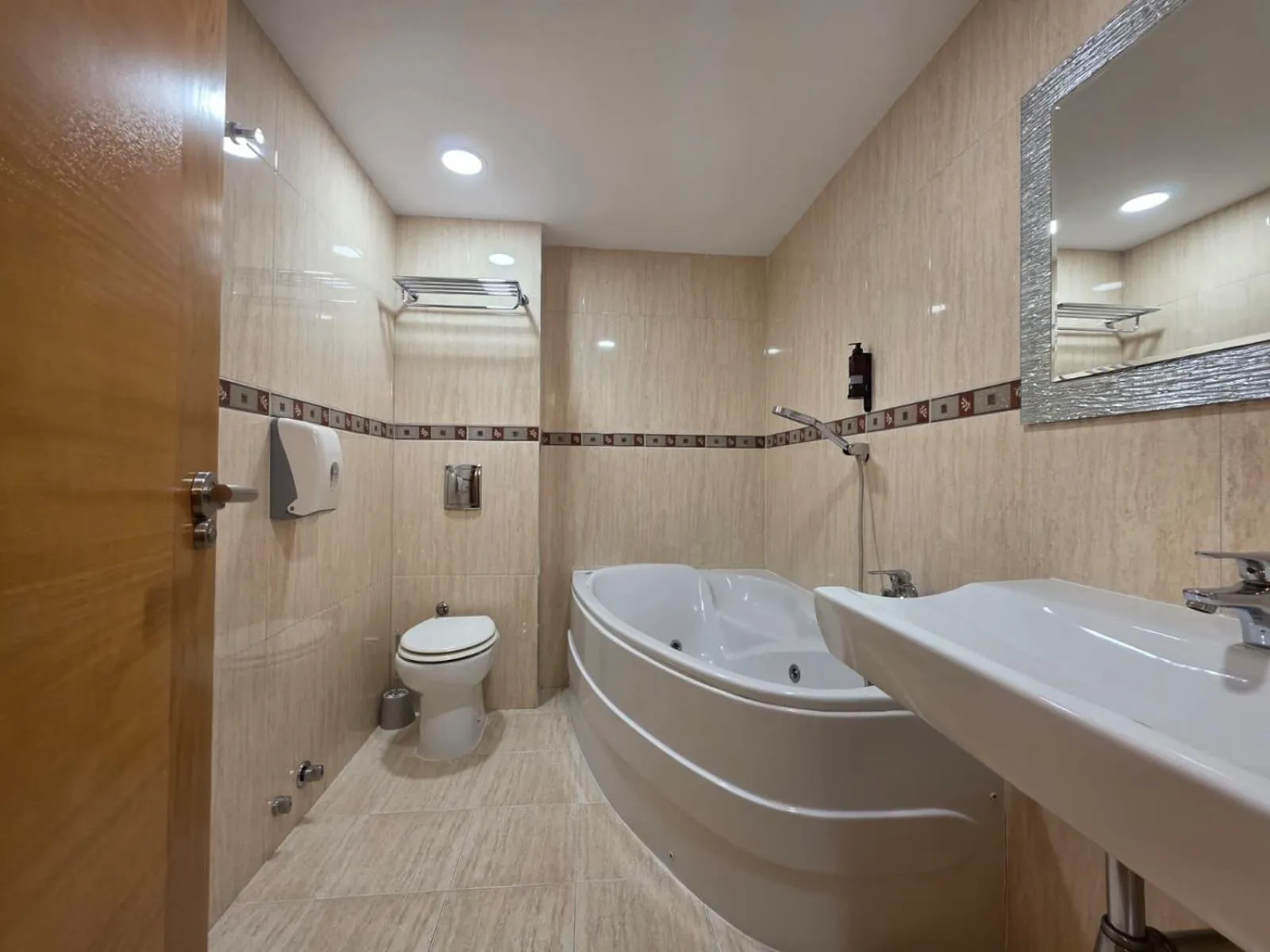 Bathroom in Hotel Santa Catalina by Bossh Hotels!
