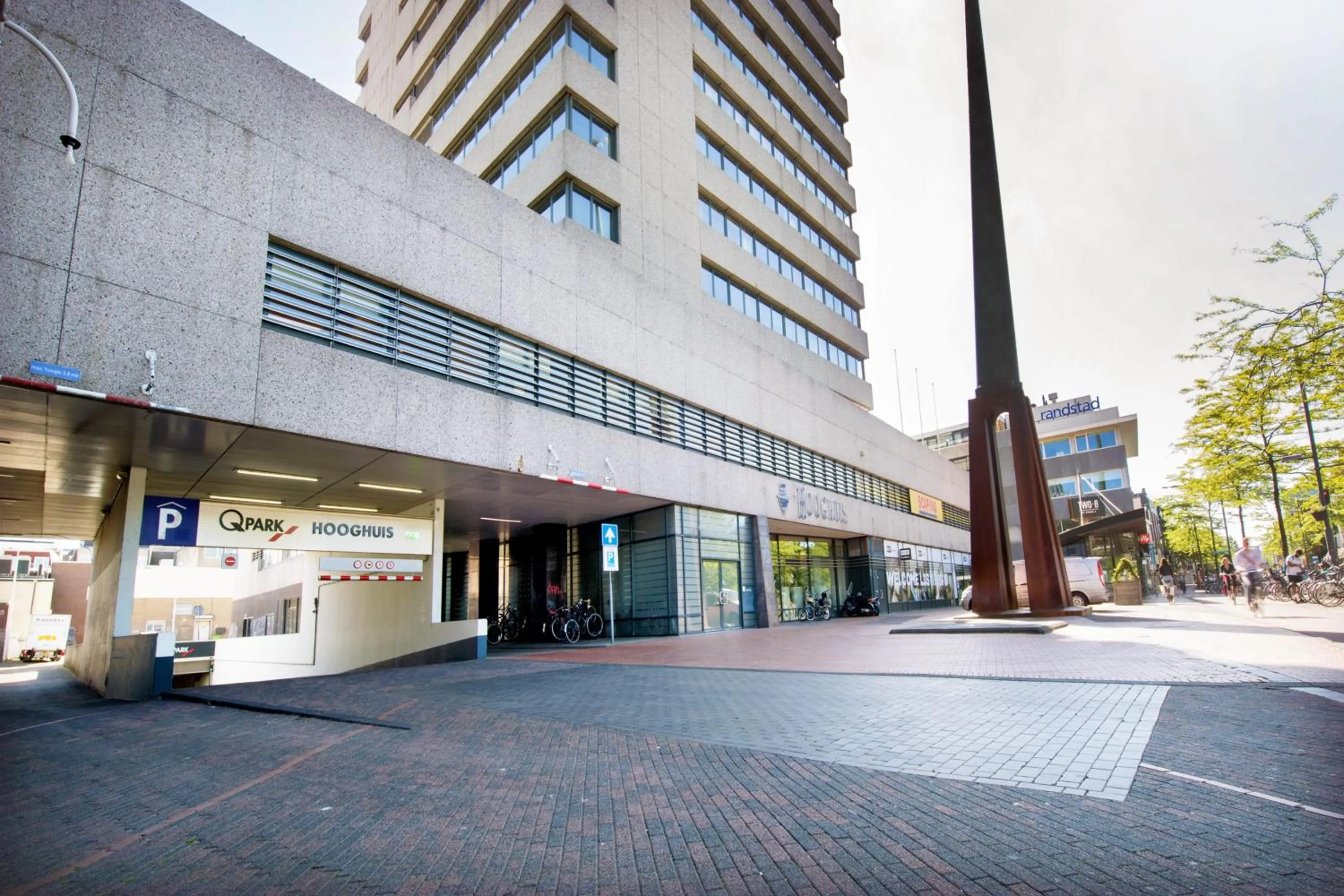 Parking in Boutique Hotel Lumiere