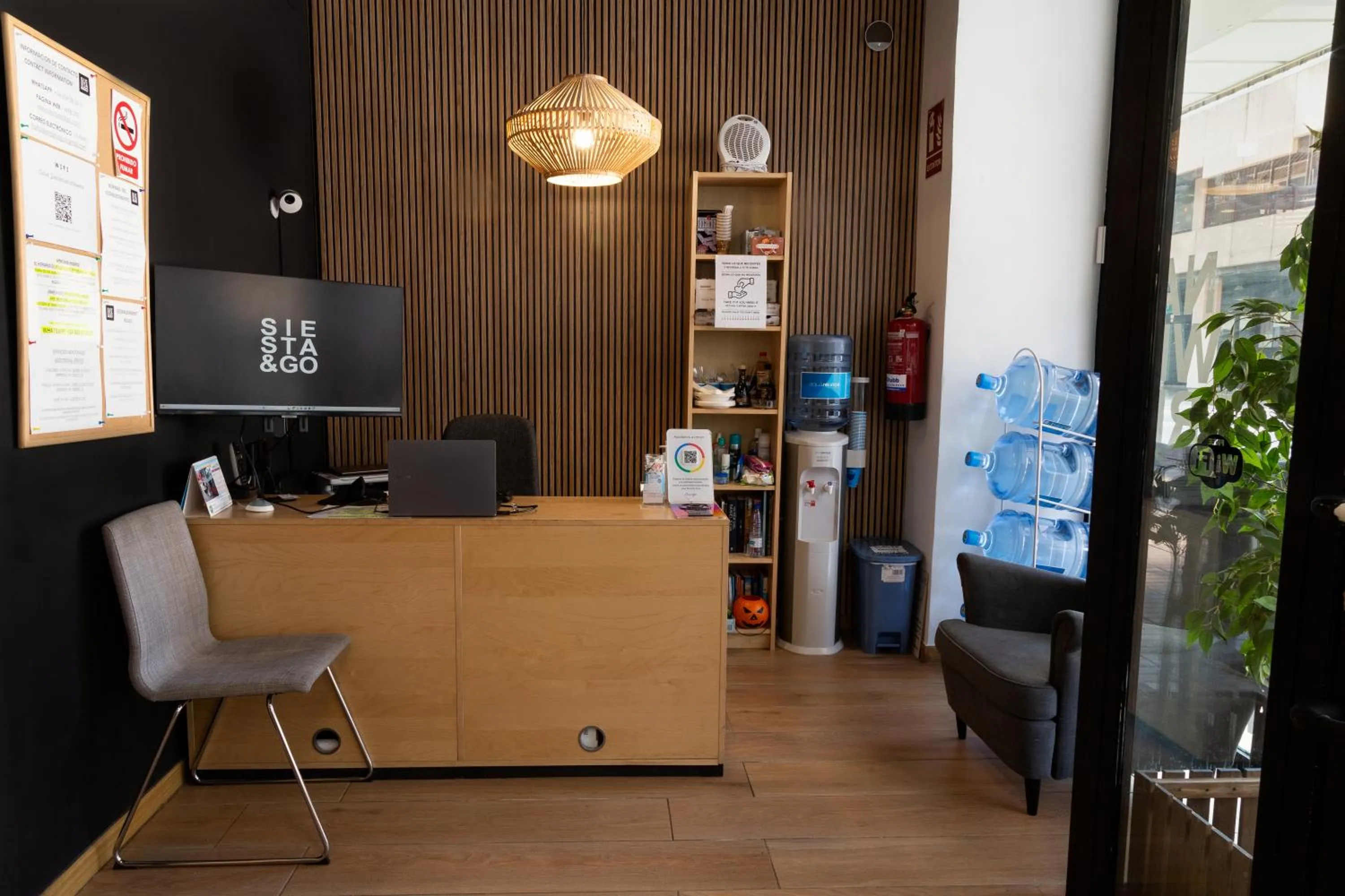 Lobby or reception in Hostal Siesta & Go Nuevos Ministerios