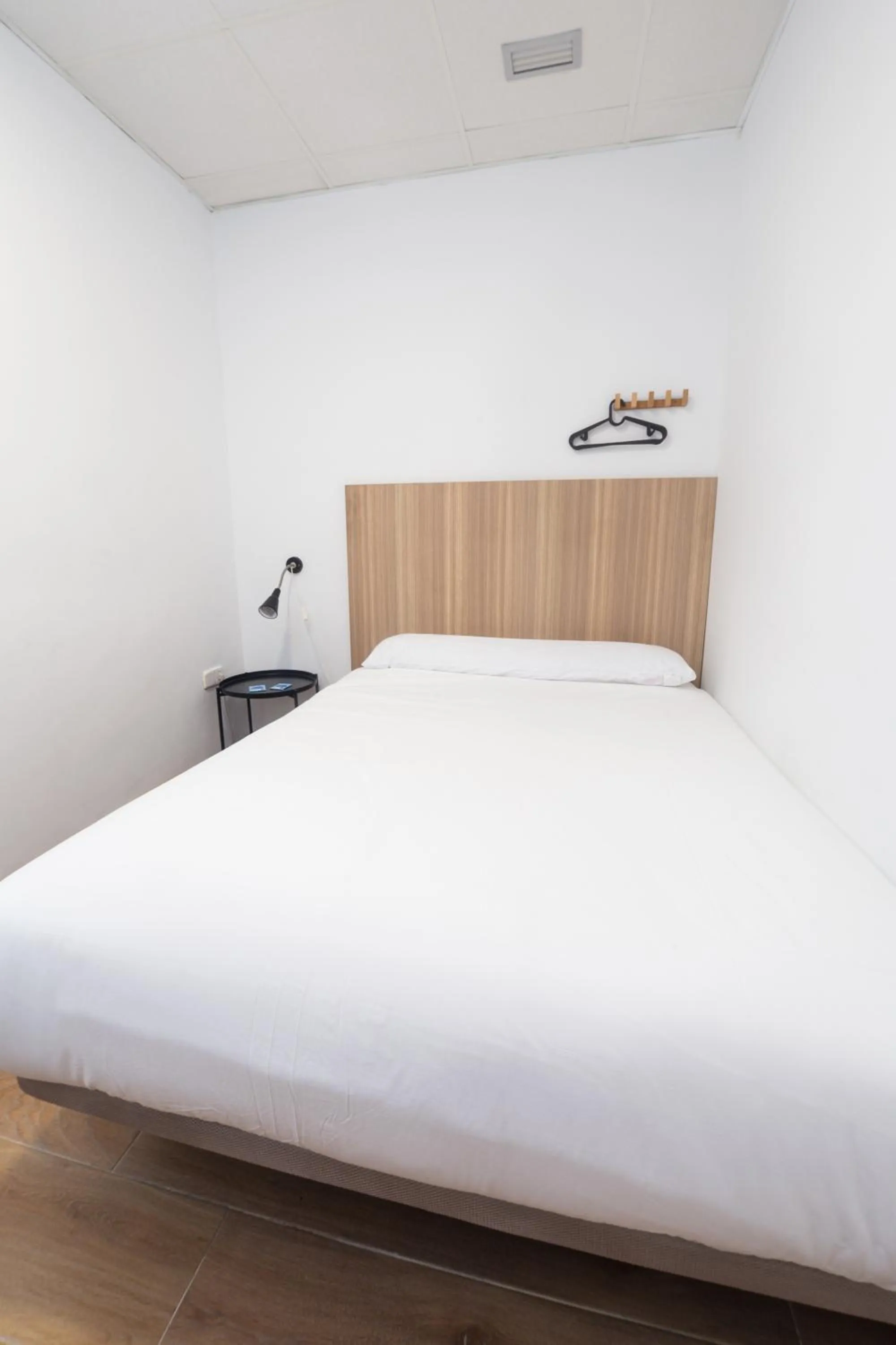 Bed in Hostal Siesta & Go Nuevos Ministerios