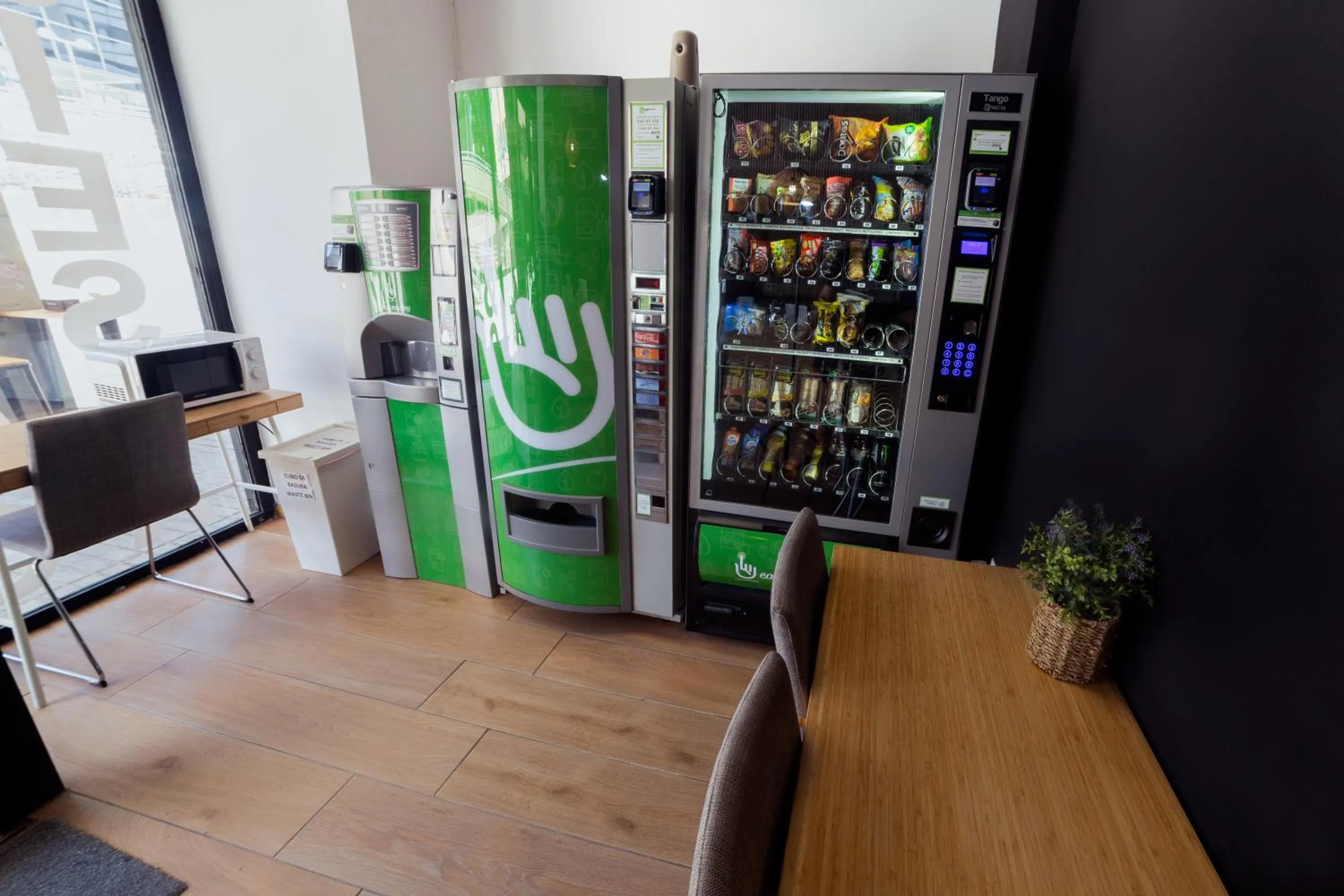 Food and drinks in Hostal Siesta & Go Nuevos Ministerios