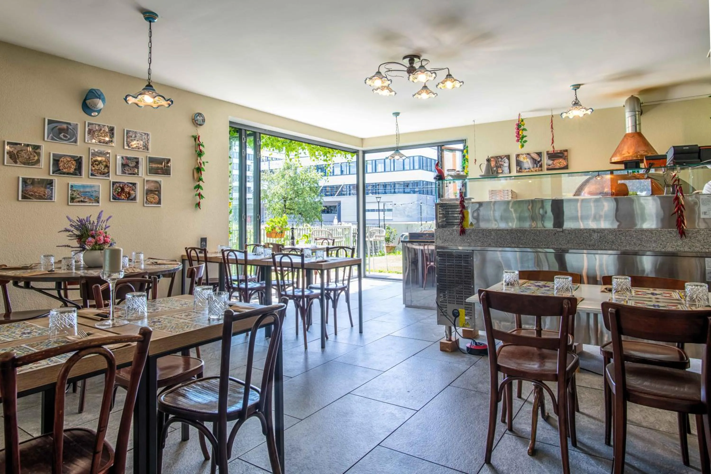 Restaurant/places to eat in Hotel Residence Loren - contact & contactless check-in