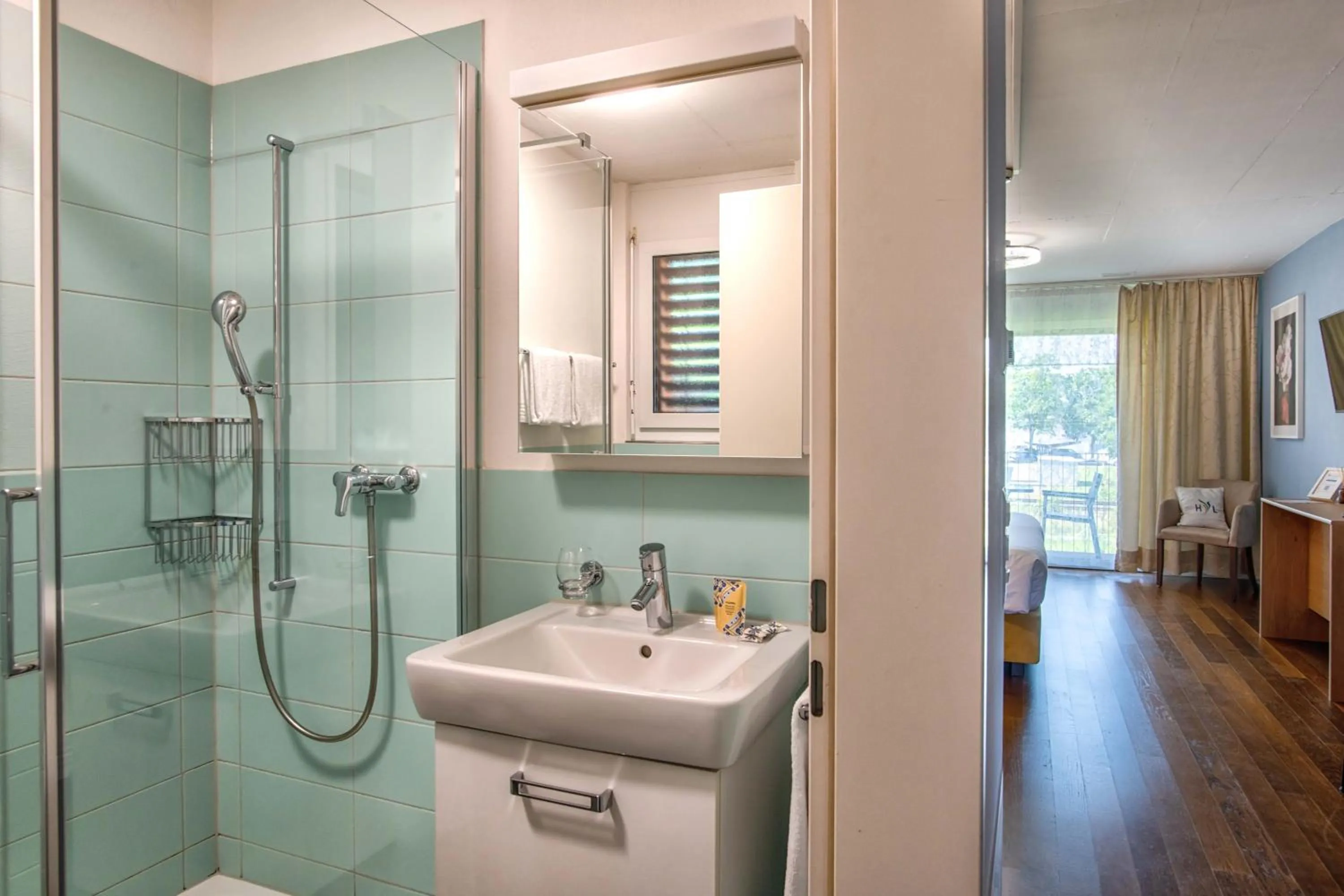 Shower in Hotel Residence Loren - contact & contactless check-in