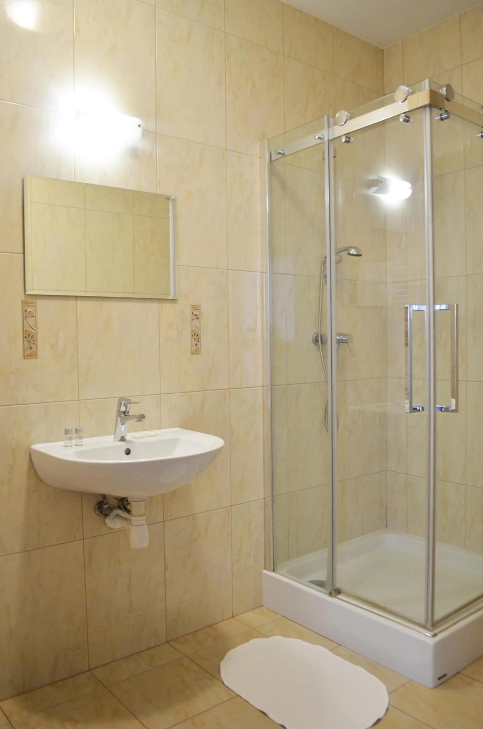 Shower in Willa Sailor Pabianice