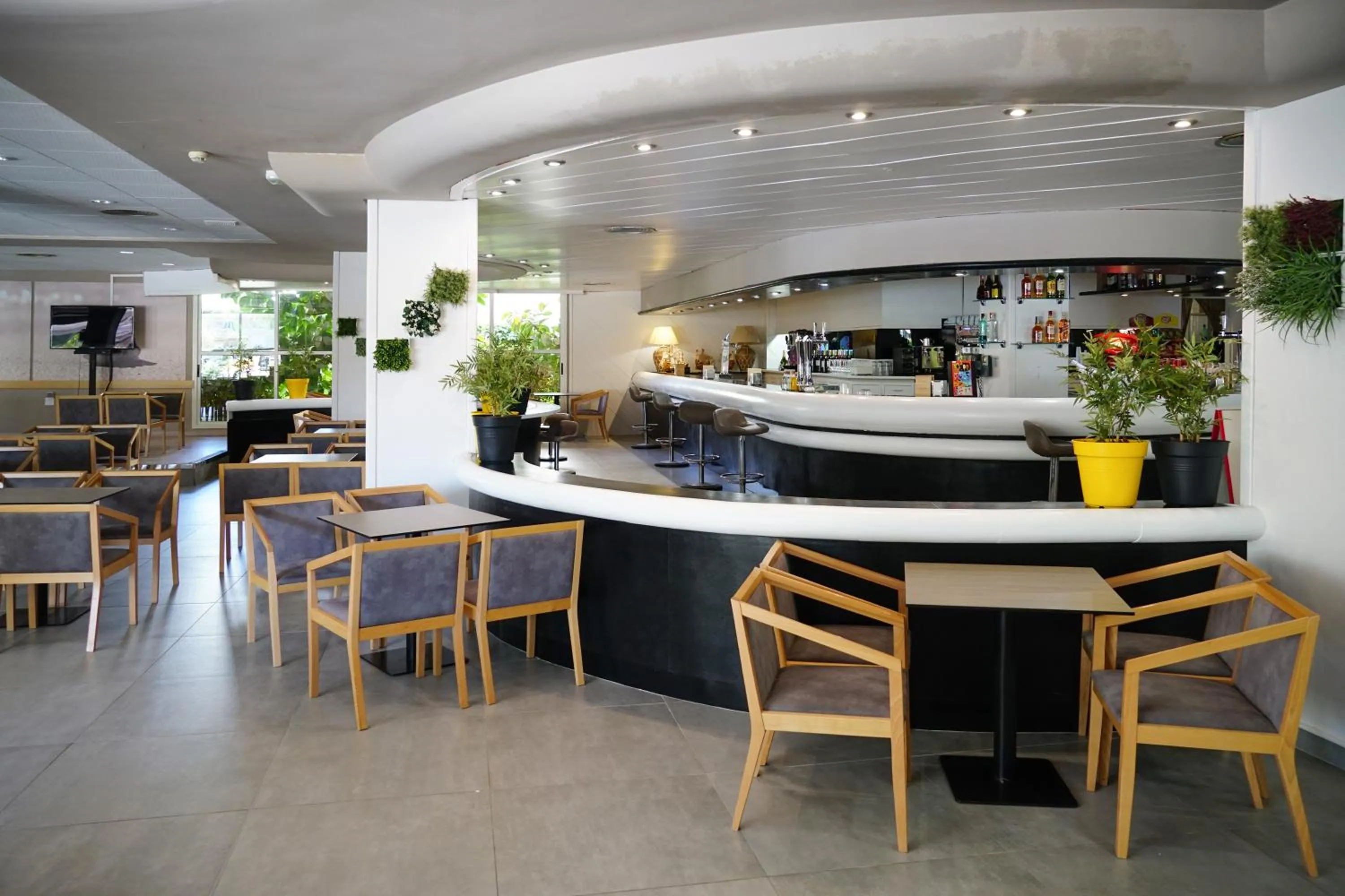 Lounge or bar in Ohtels Belvedere