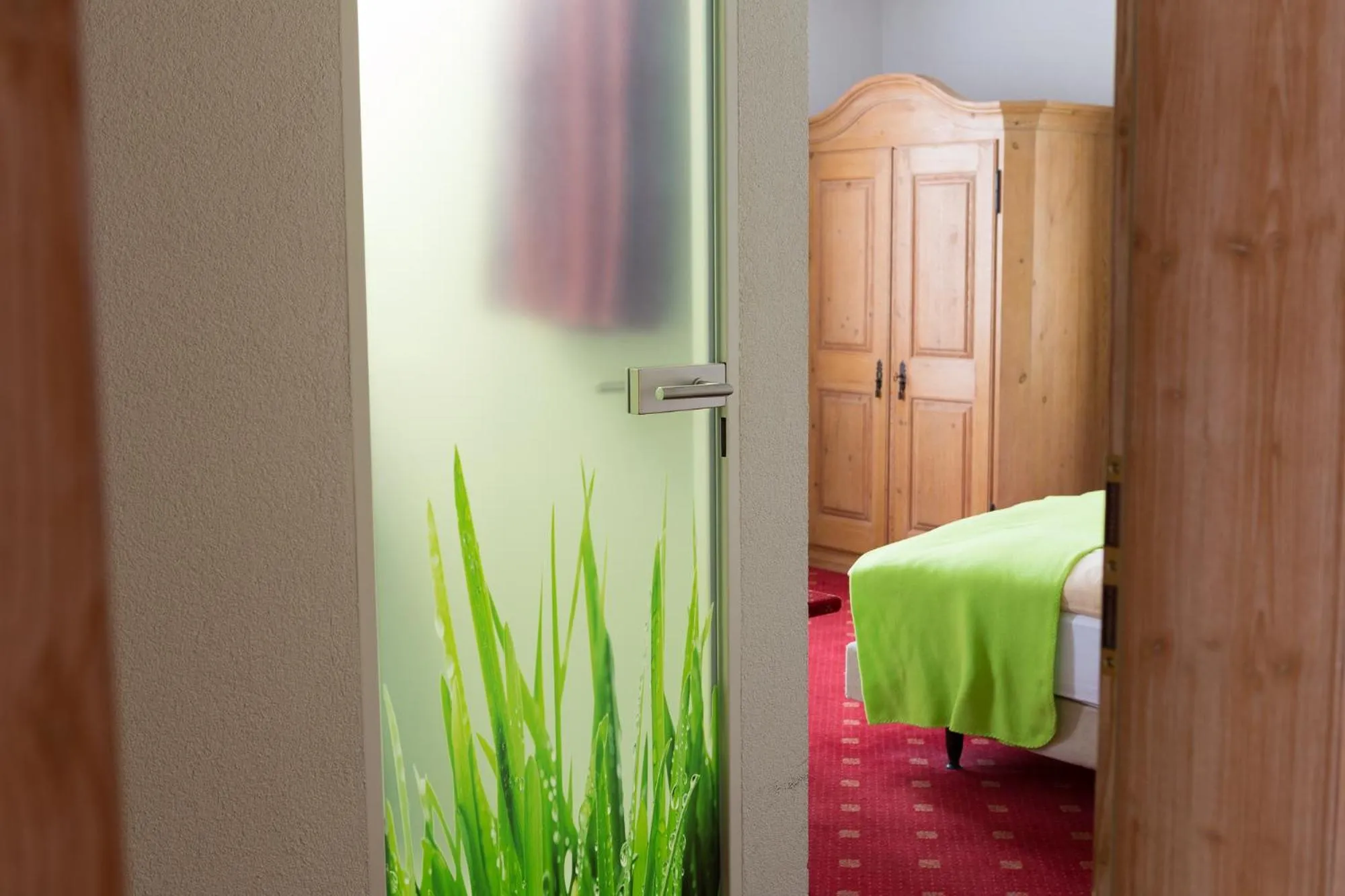 Photo of the whole room, Bed in Hotel Zur Eisenbahn