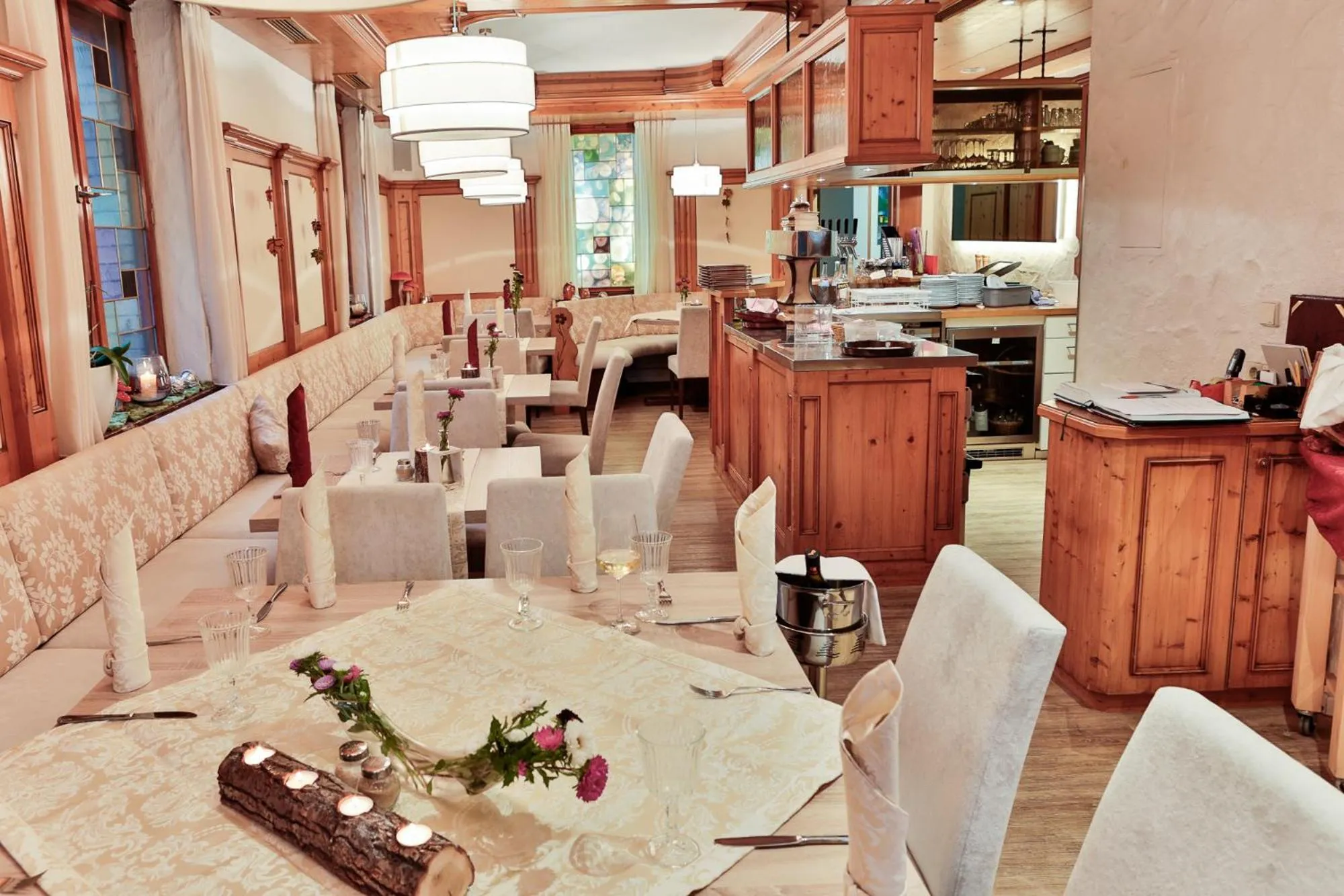 Restaurant/places to eat in Hotel Zur Eisenbahn