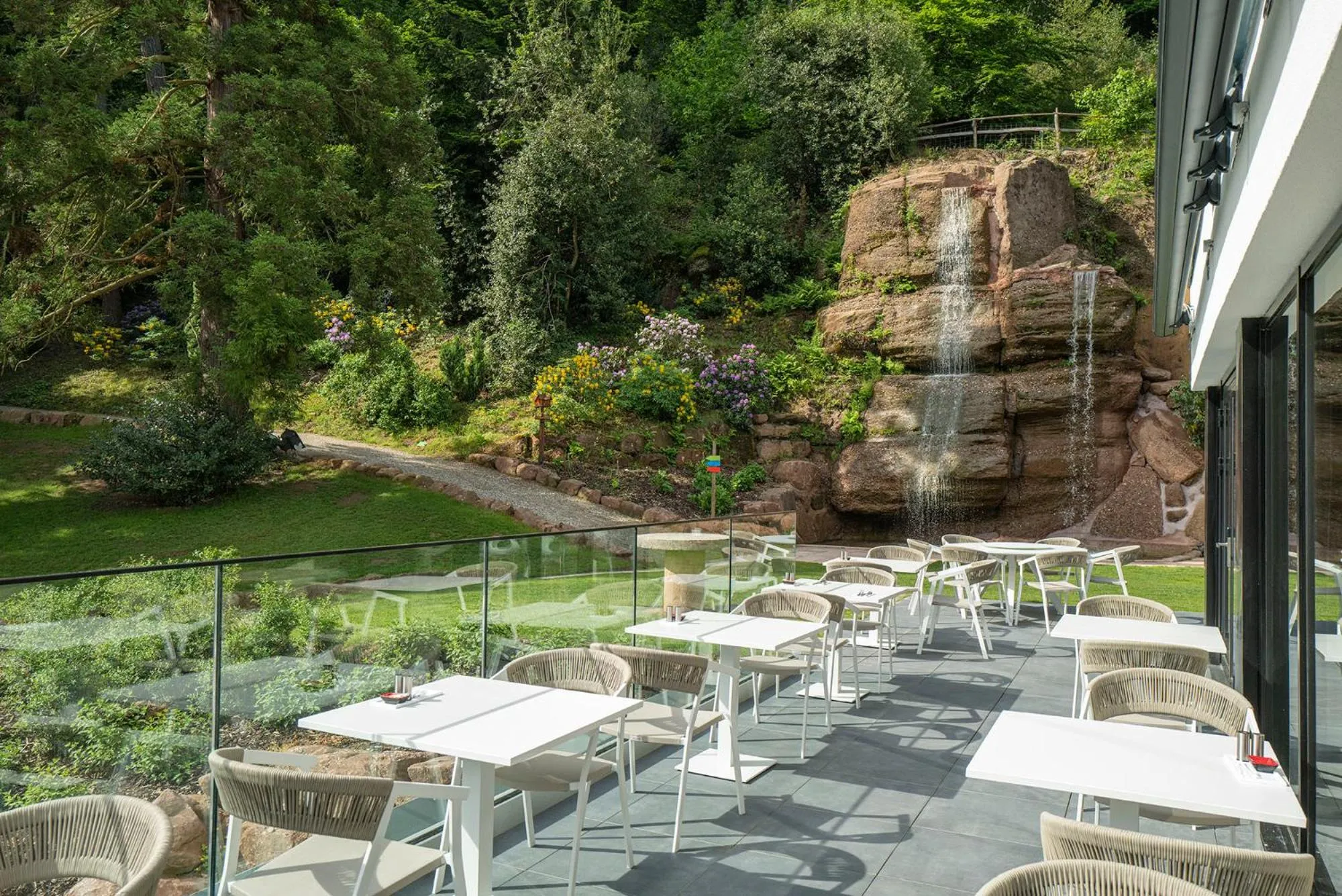 Patio in 6717 Nature Hôtel & Spa Le Clos des Délices