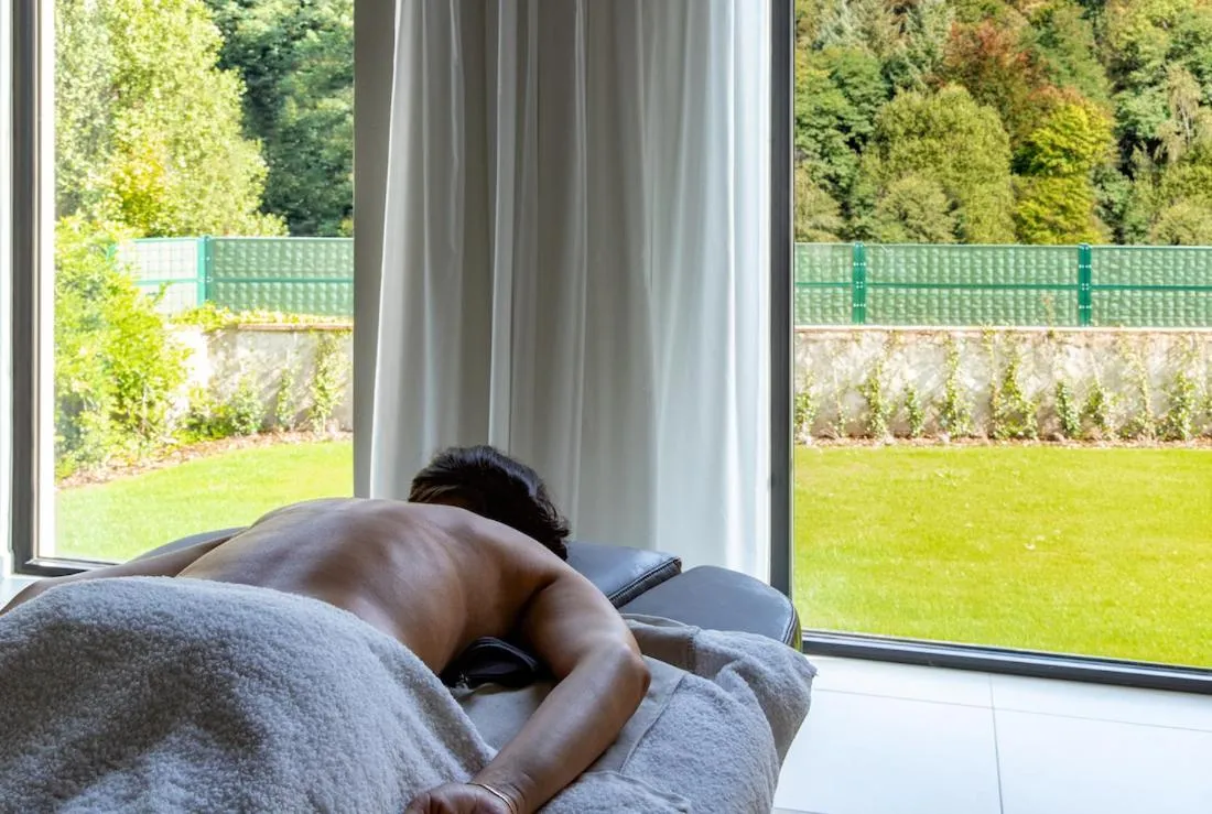 Massage, Bed in 6717 Nature Hôtel & Spa Le Clos des Délices