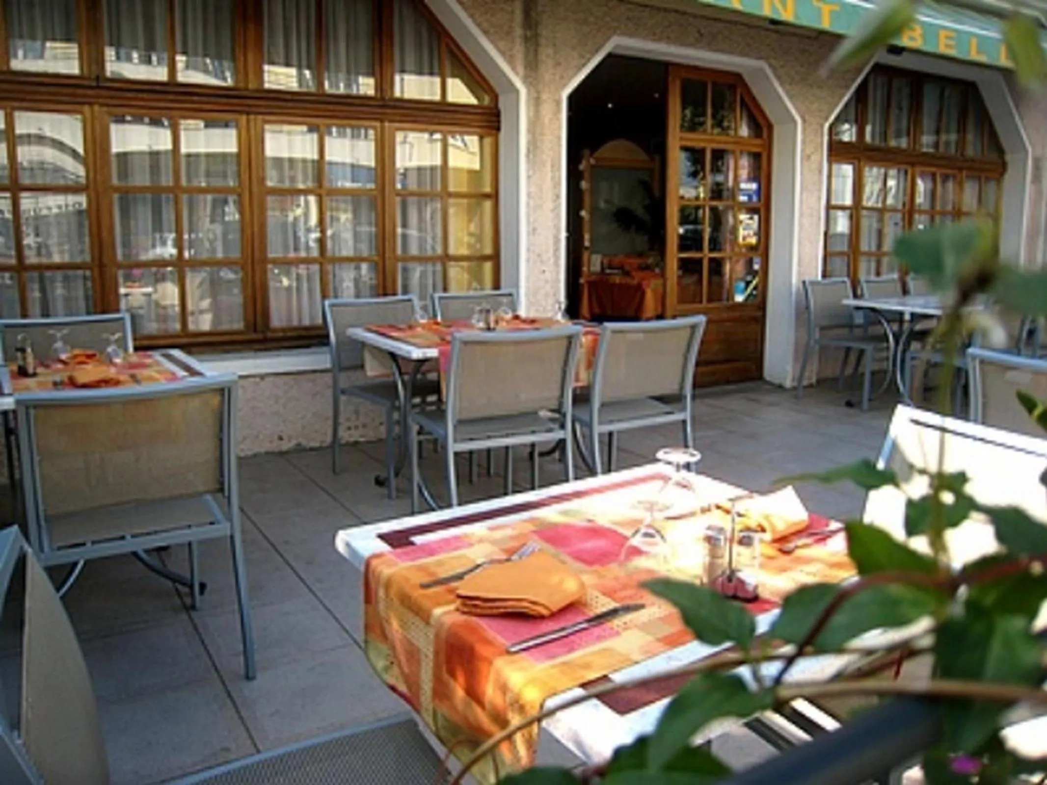 Restaurant/places to eat in Logis Hôtel Restaurant Bellevue Annecy