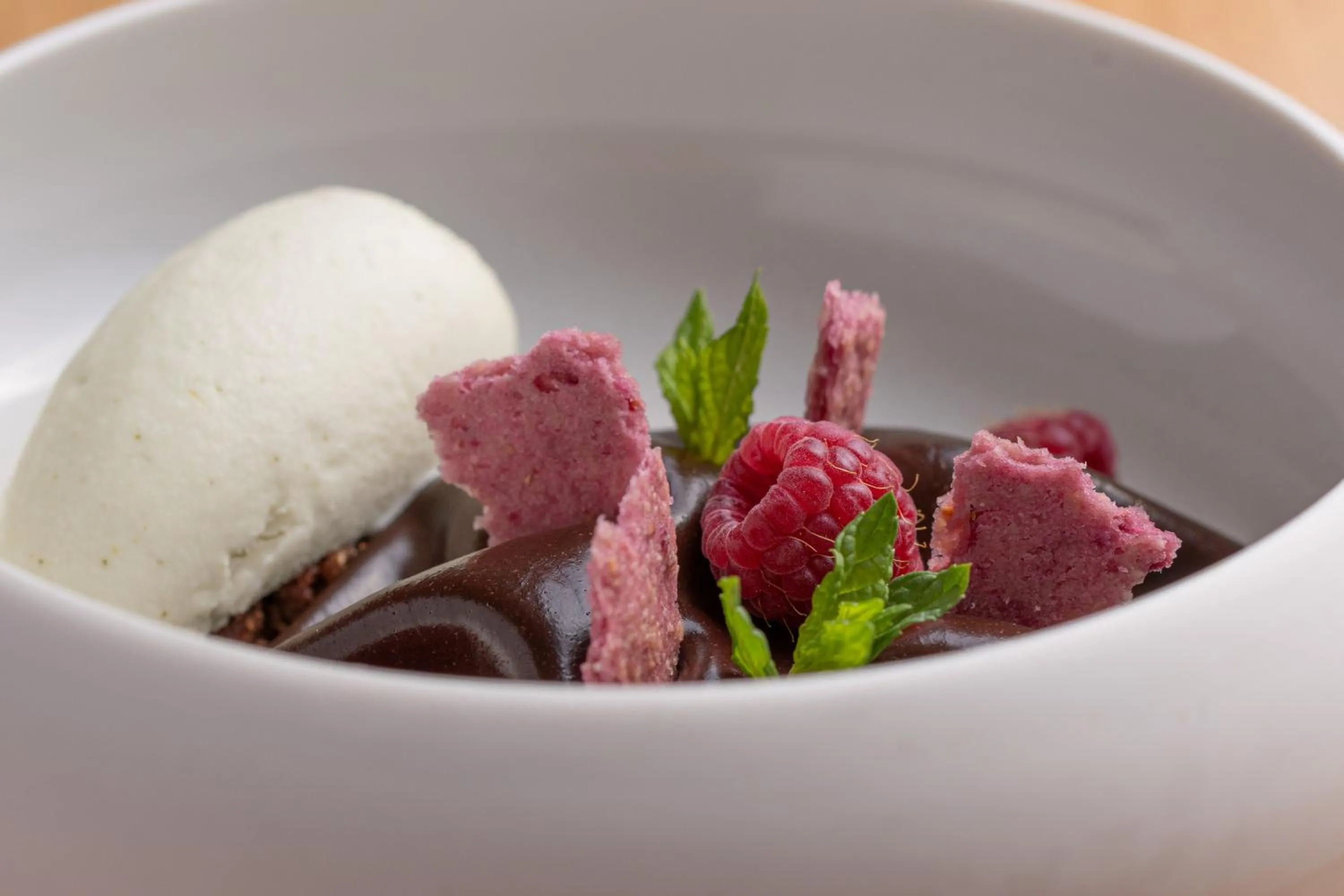 Restaurant/places to eat in Le Domaine Du Colombier