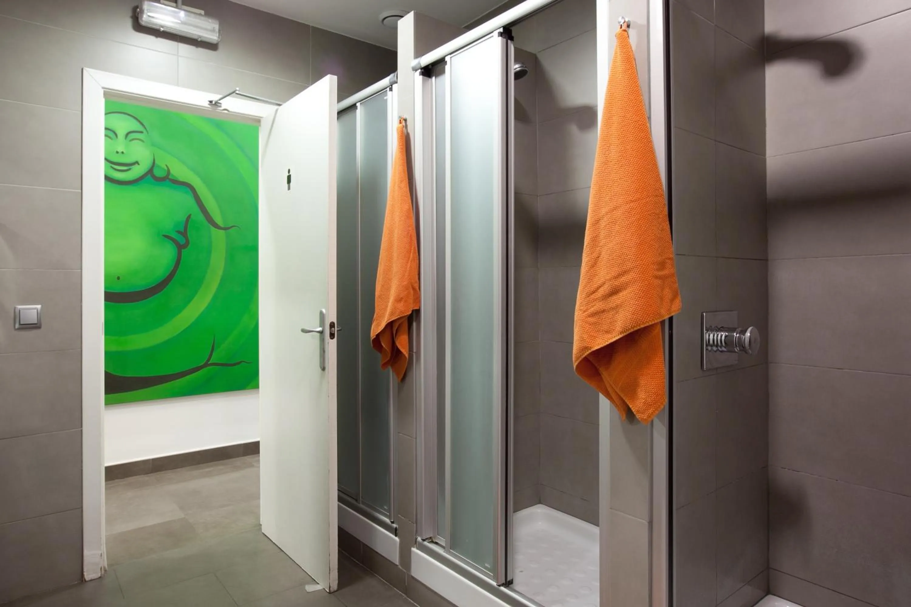 Shower in Hip Karma Hostel