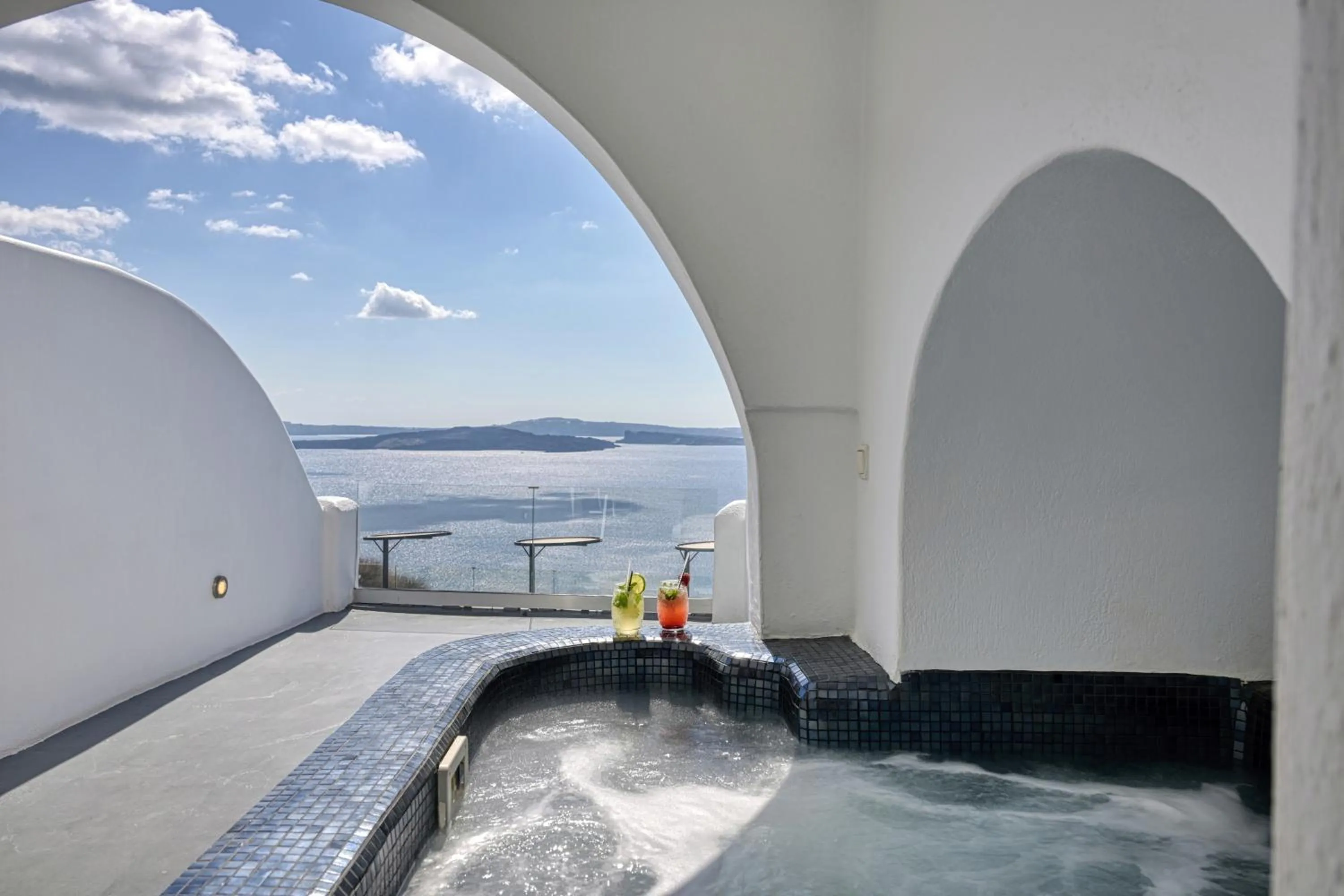 Hot Tub in Oia Suites