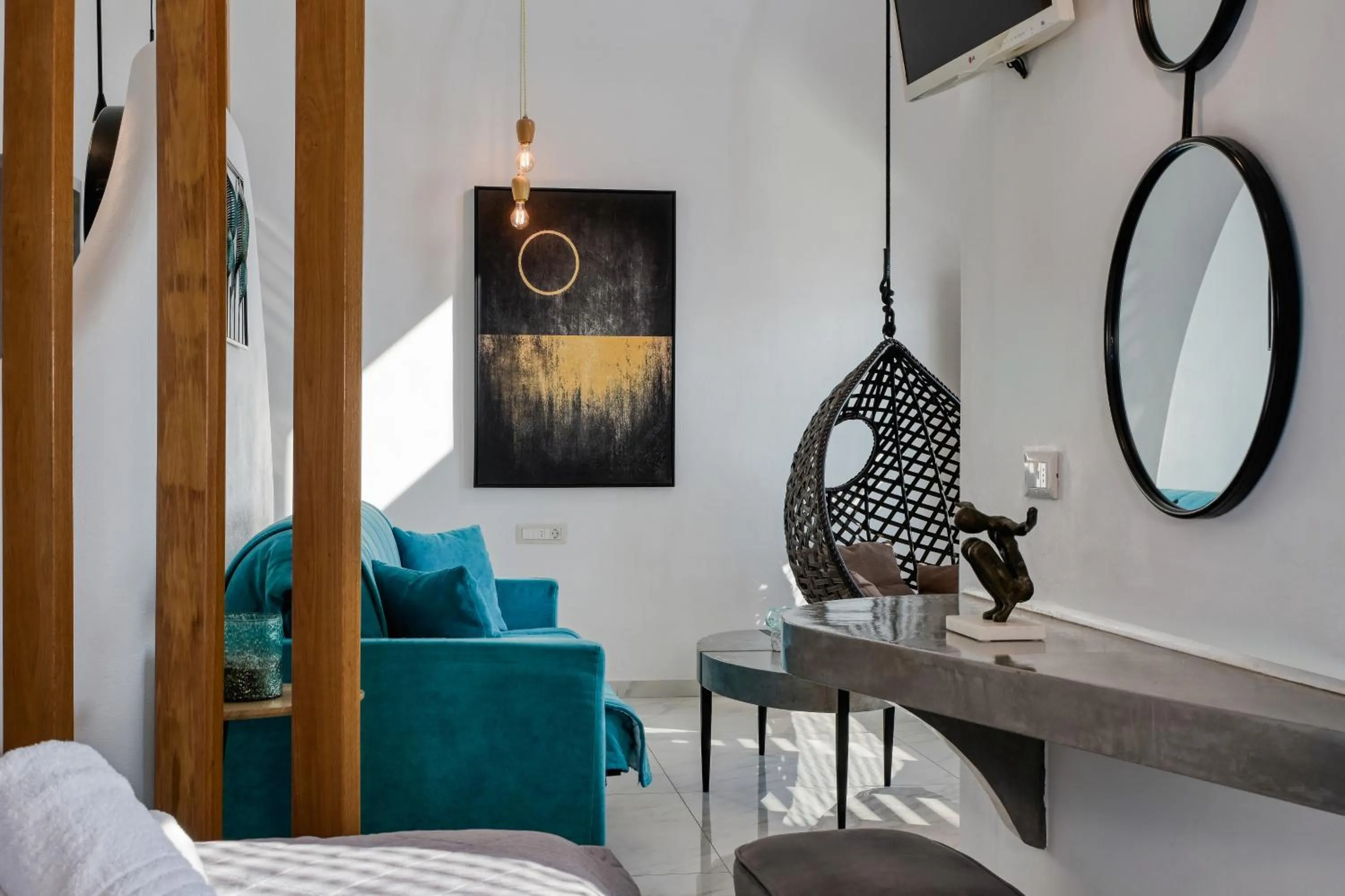 Seating area, Bed in Oia Suites