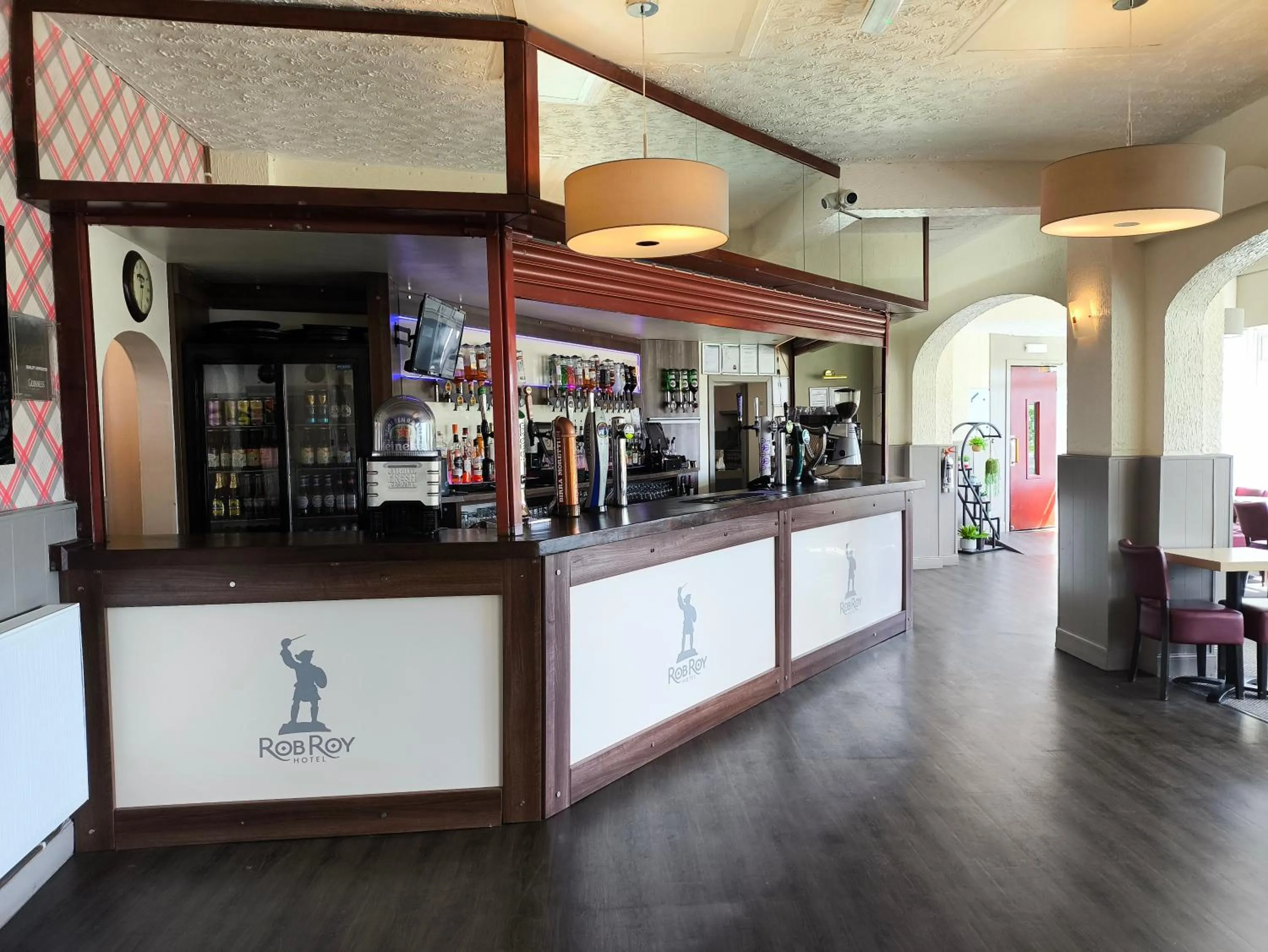 Property building in Rob Roy Hotel