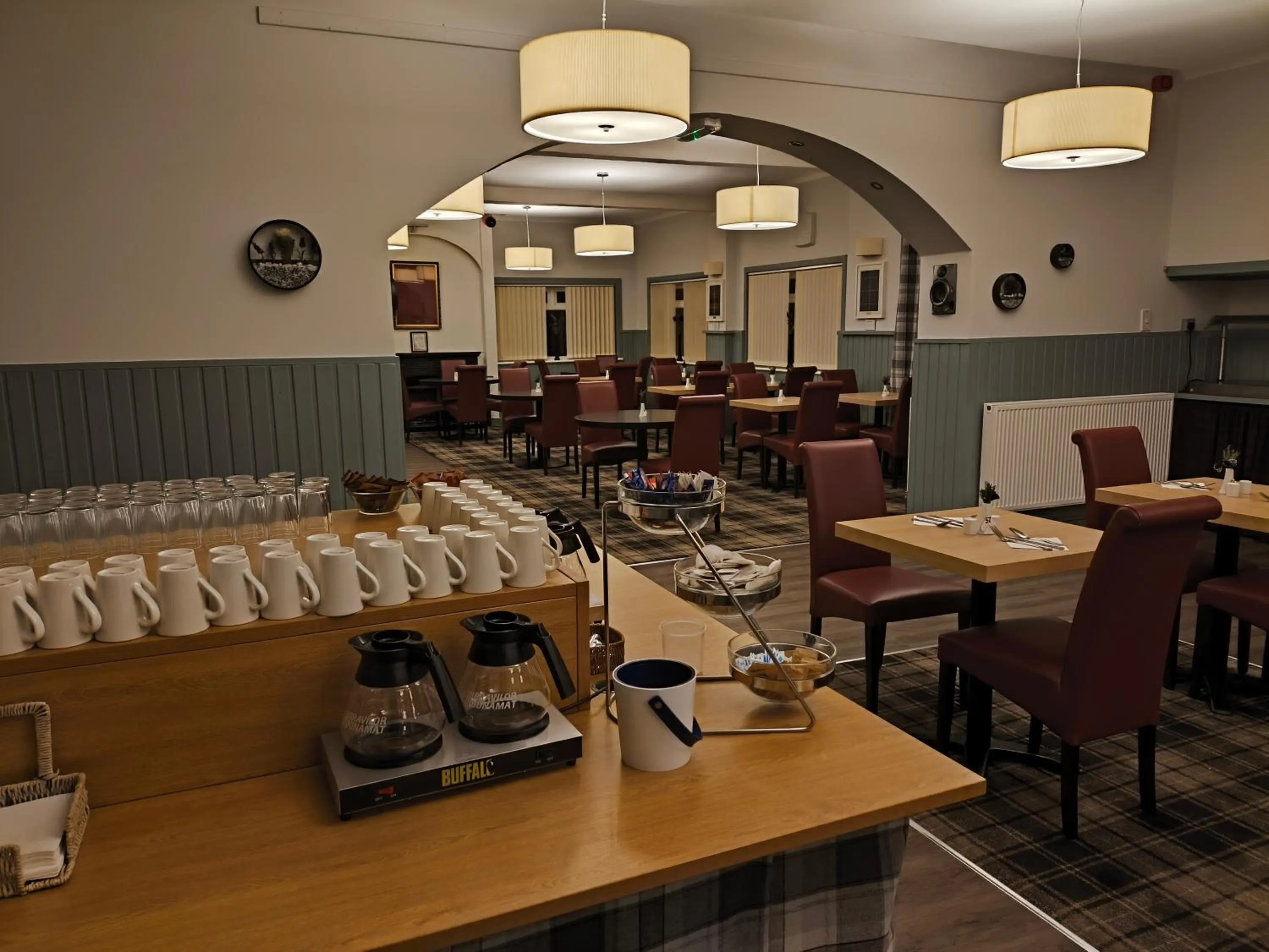 Breakfast in Rob Roy Hotel