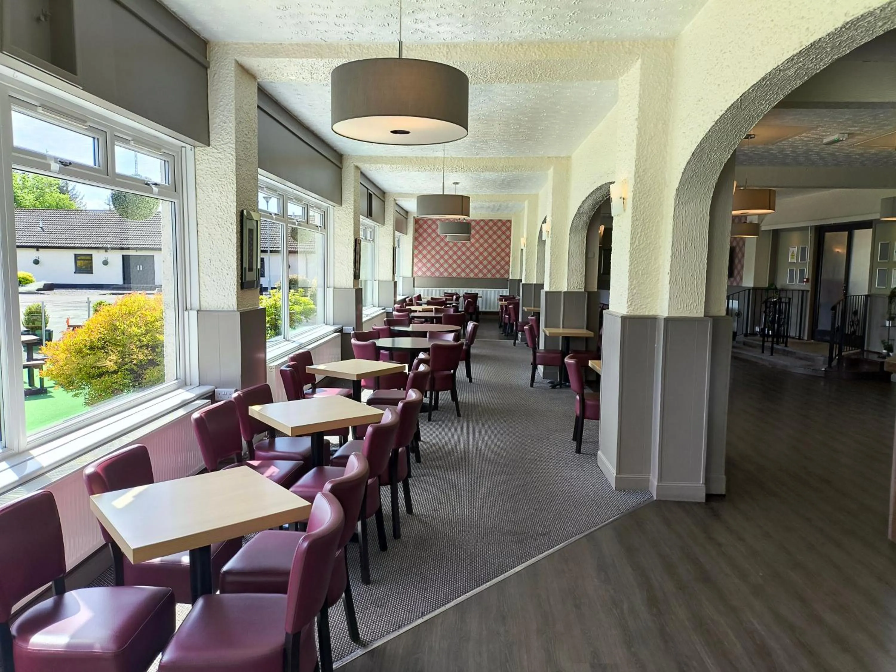 Property building in Rob Roy Hotel