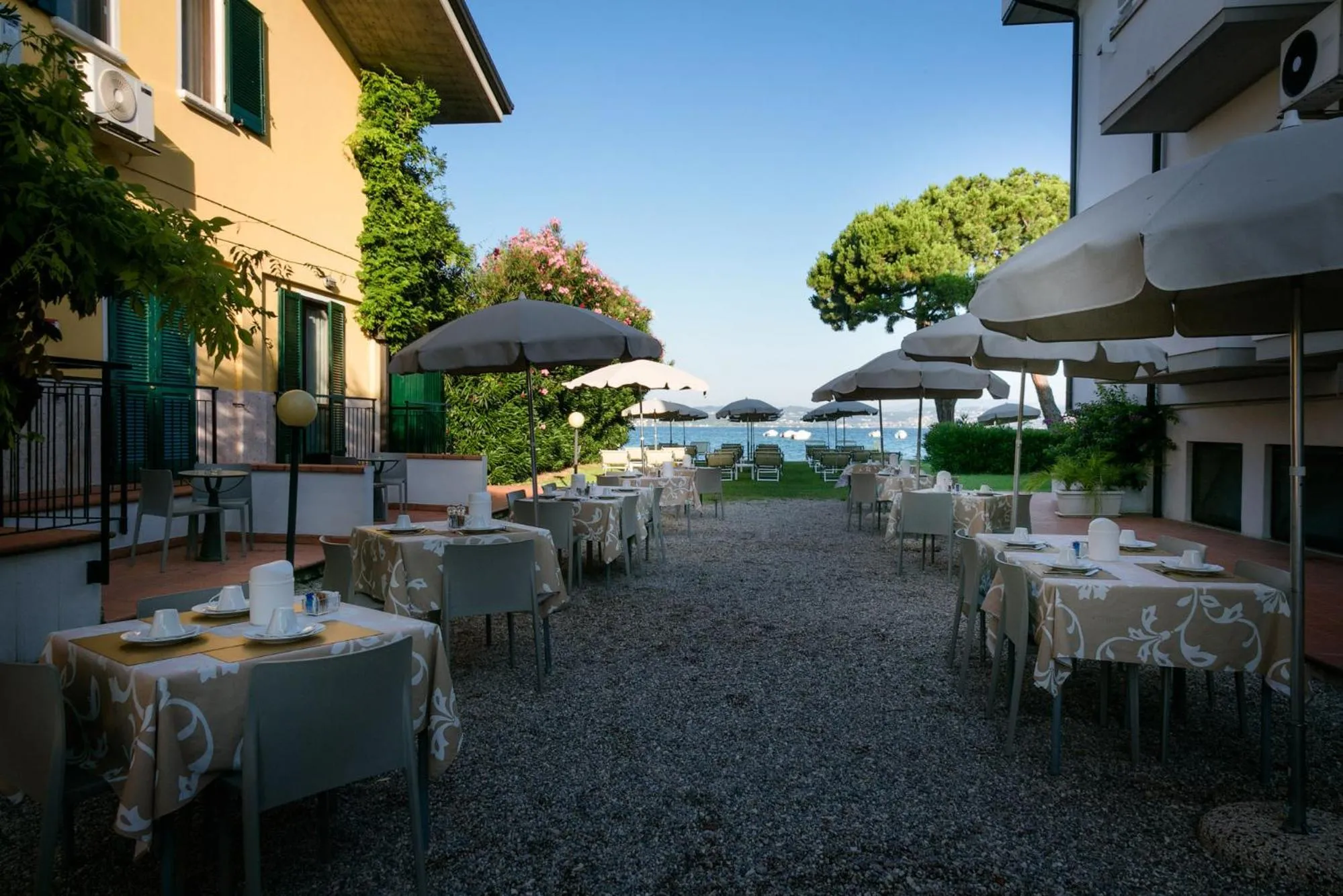 Hotel Saviola