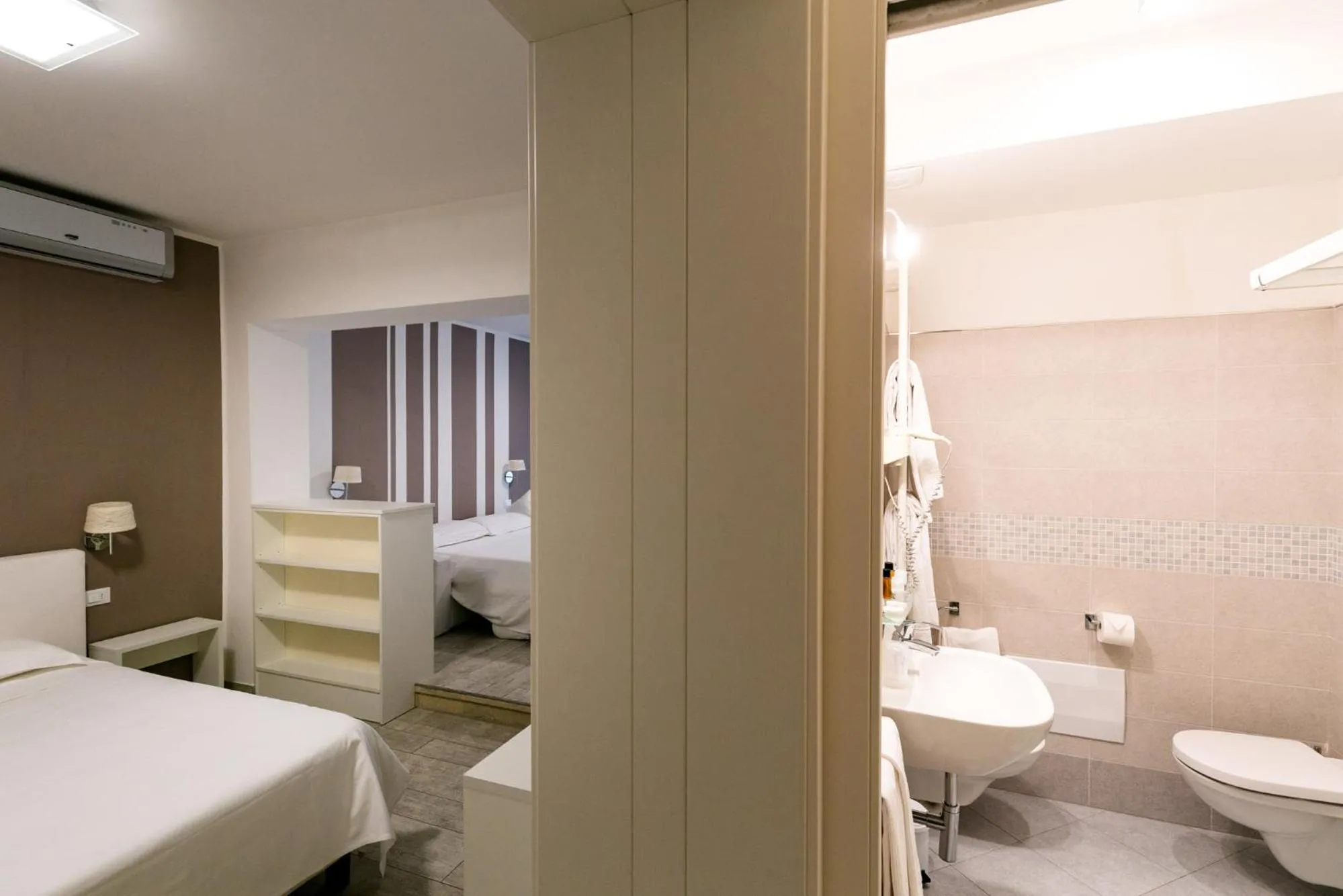 Bed in Hotel Saviola