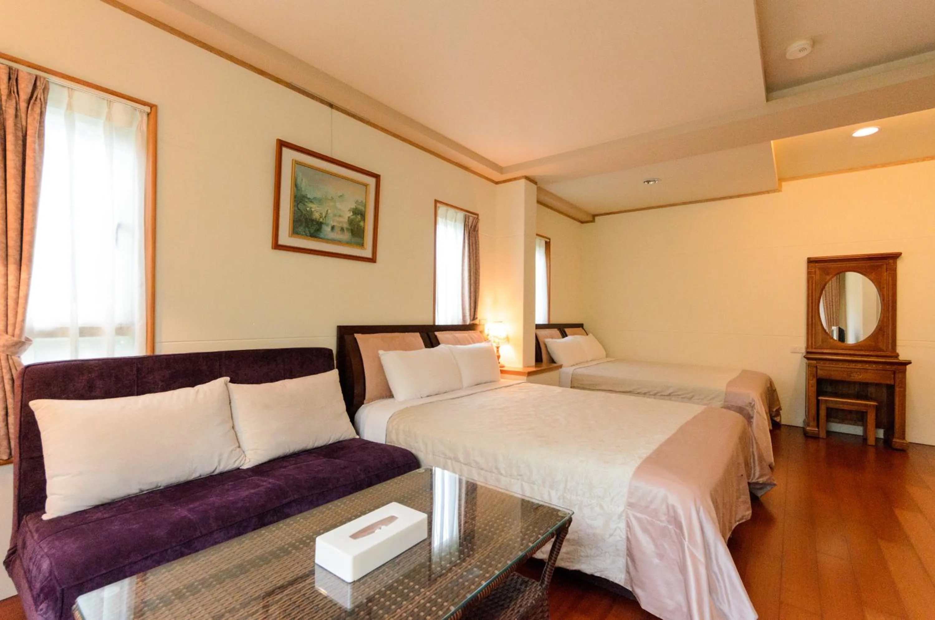 Bedroom, Bed in Yosemite Homestay