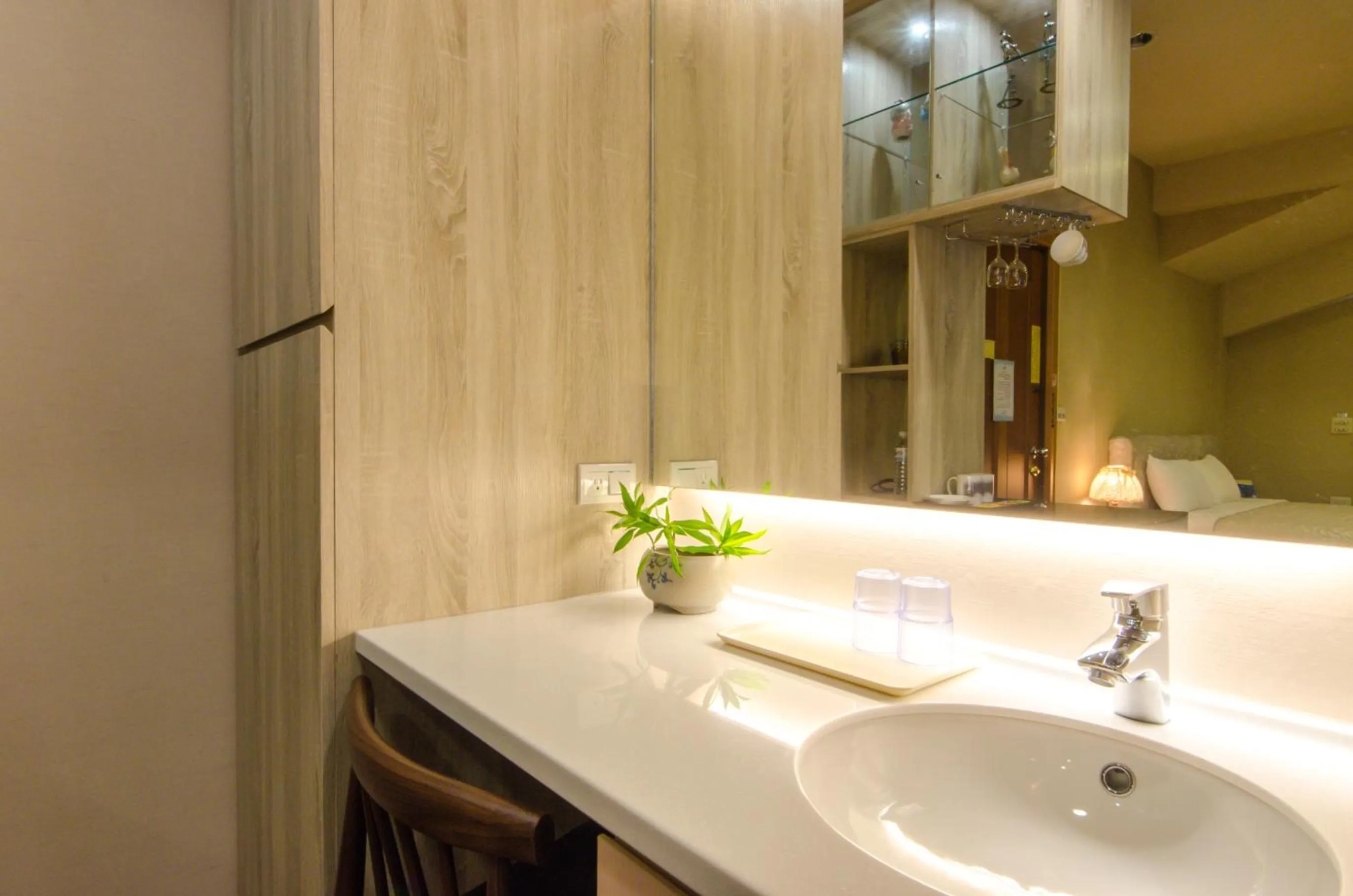 Bathroom in Yosemite Homestay