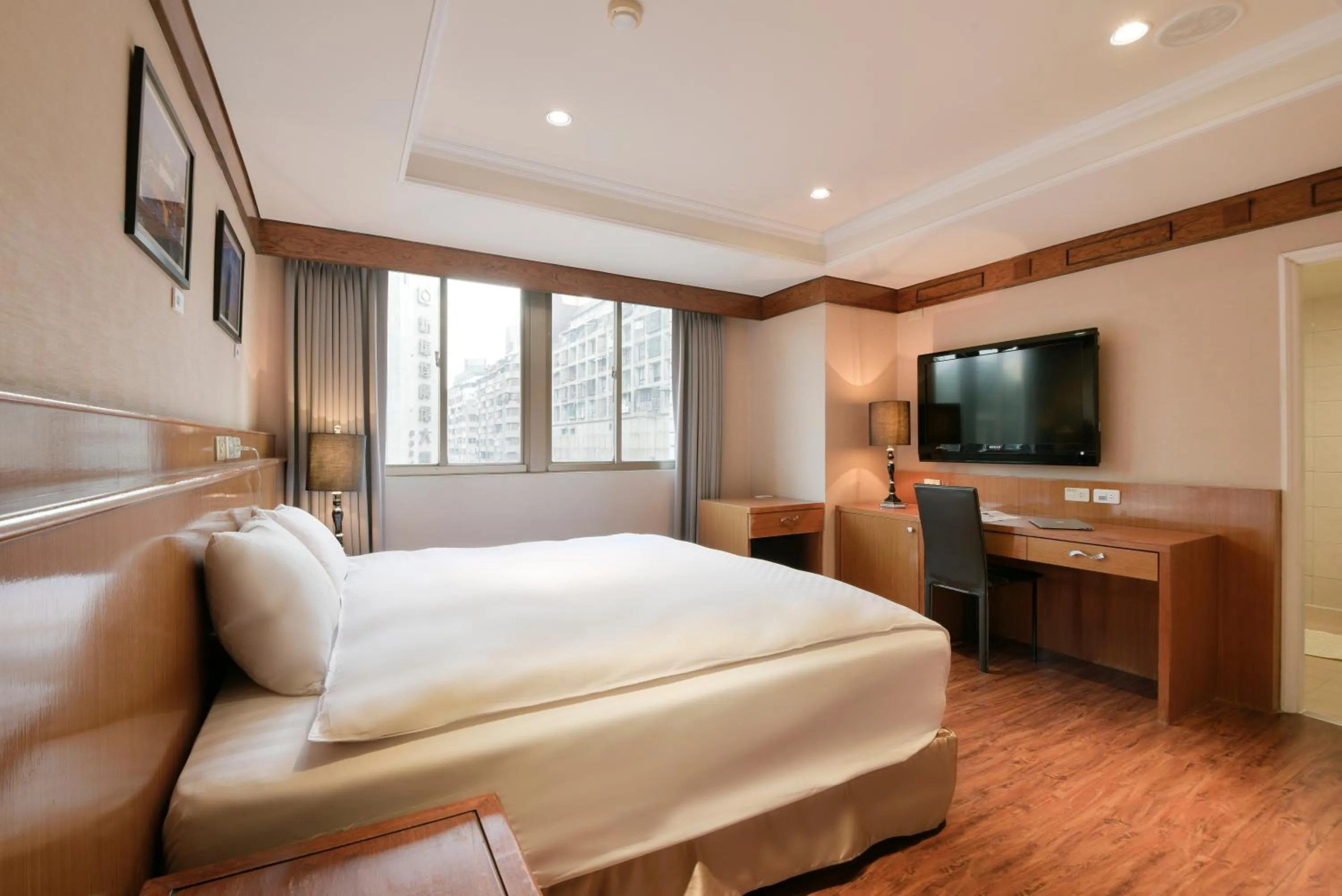 TV and multimedia, Bed in The Rivero Hotel