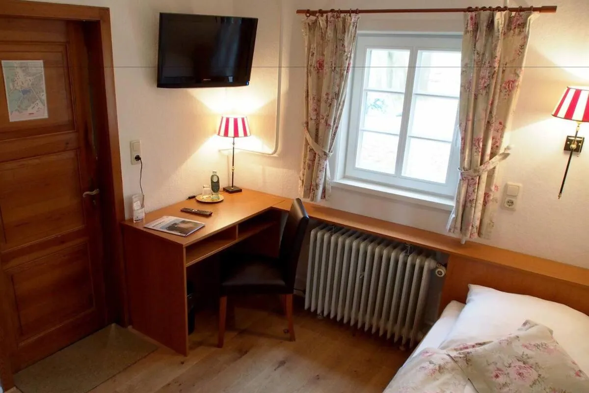Photo of the whole room, Bed in Landhaus Haverbeckhof