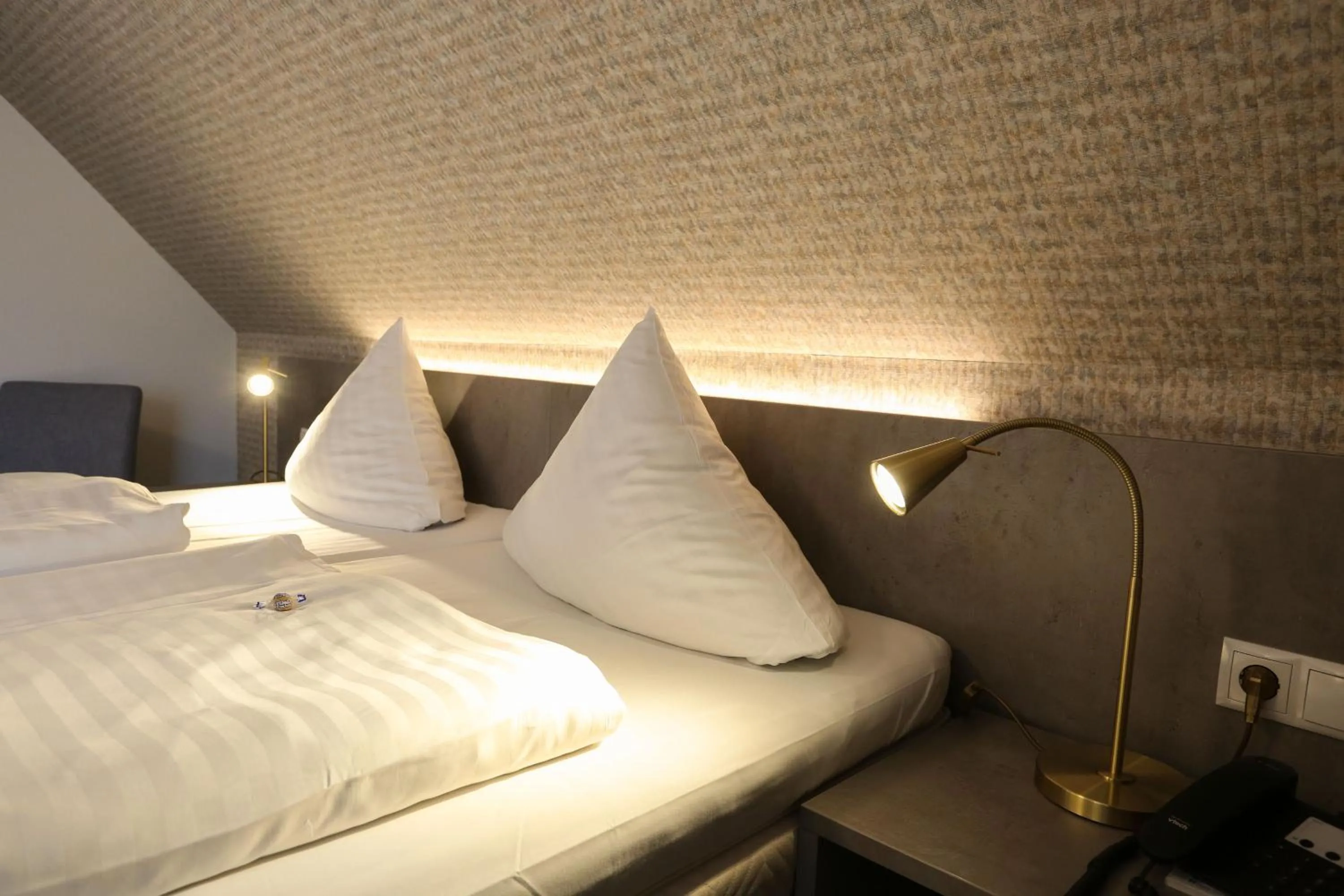 Bed in Hotel Zur Linde