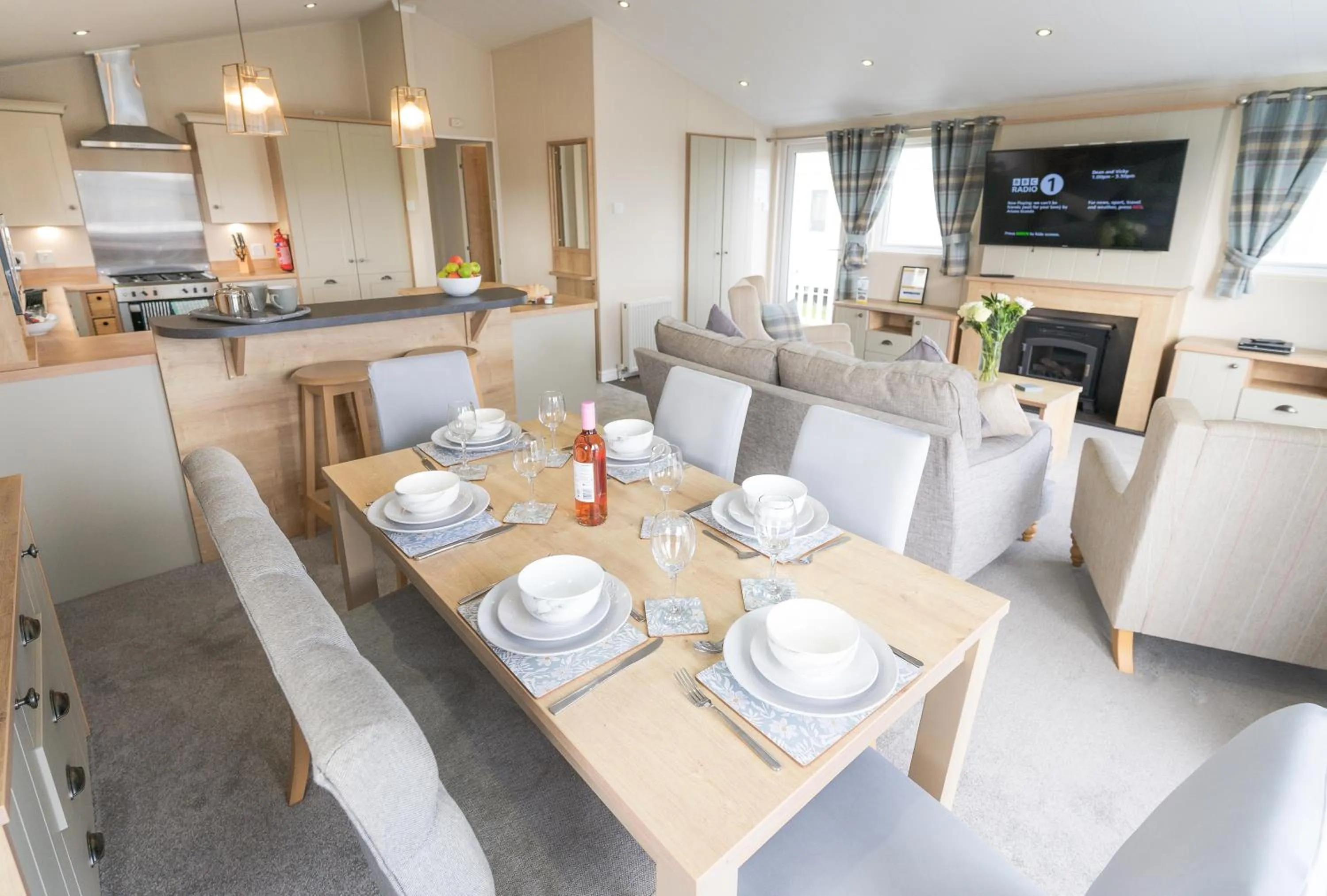 Kitchen or kitchenette in Marine Holiday Park