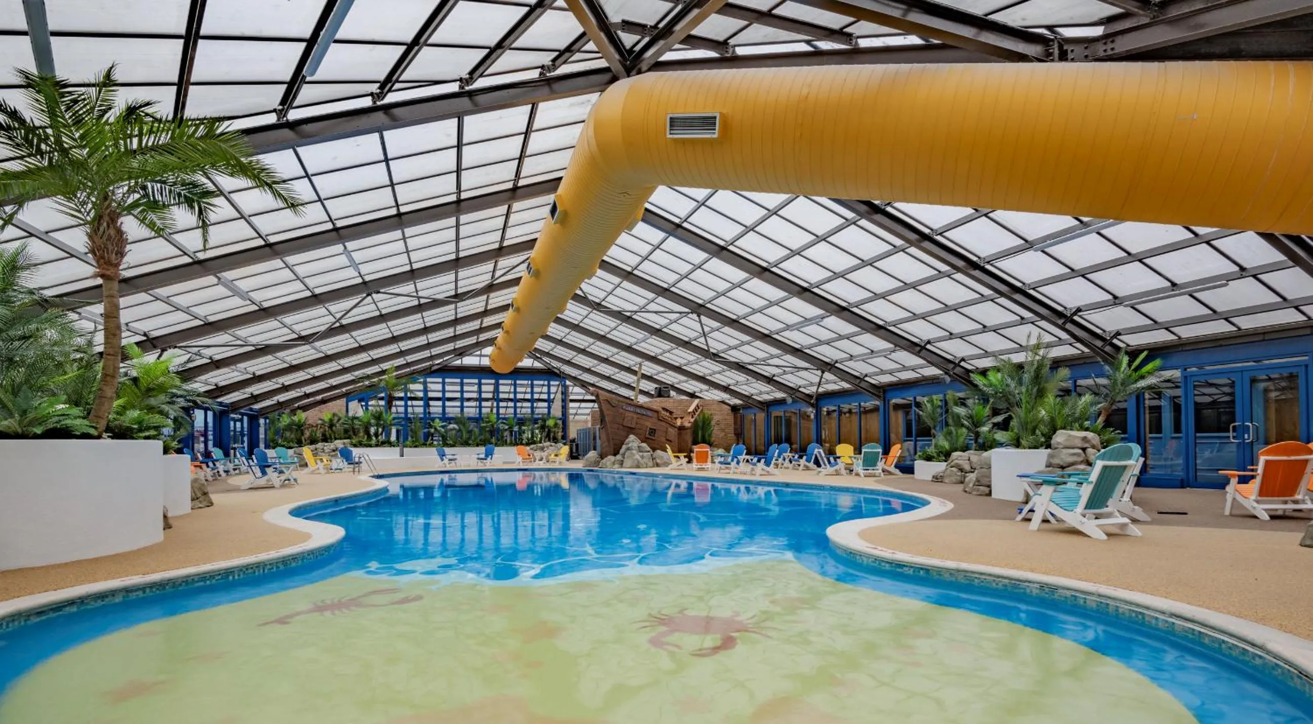 Swimming pool in Marine Holiday Park