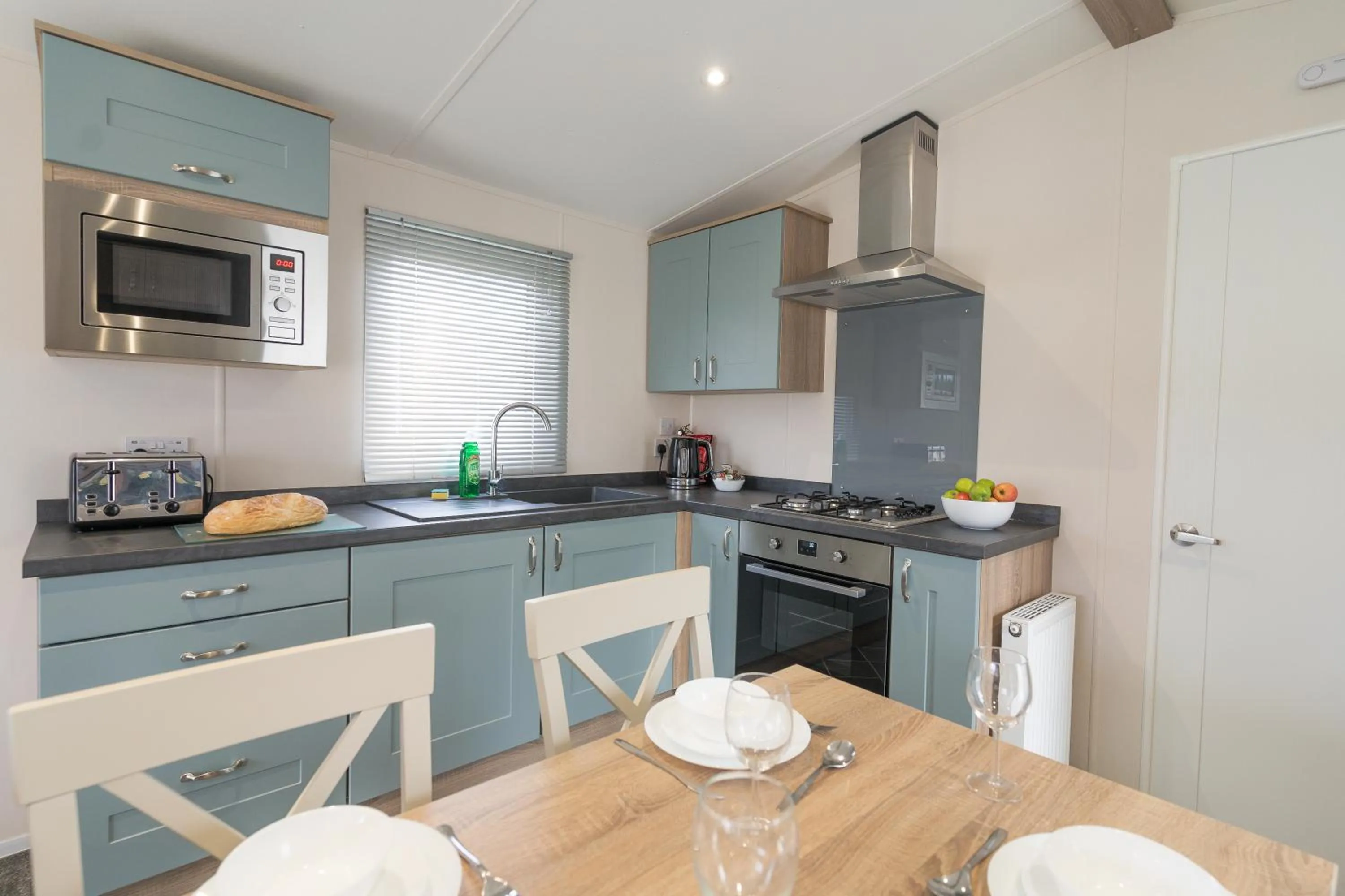 Kitchen or kitchenette in Marine Holiday Park