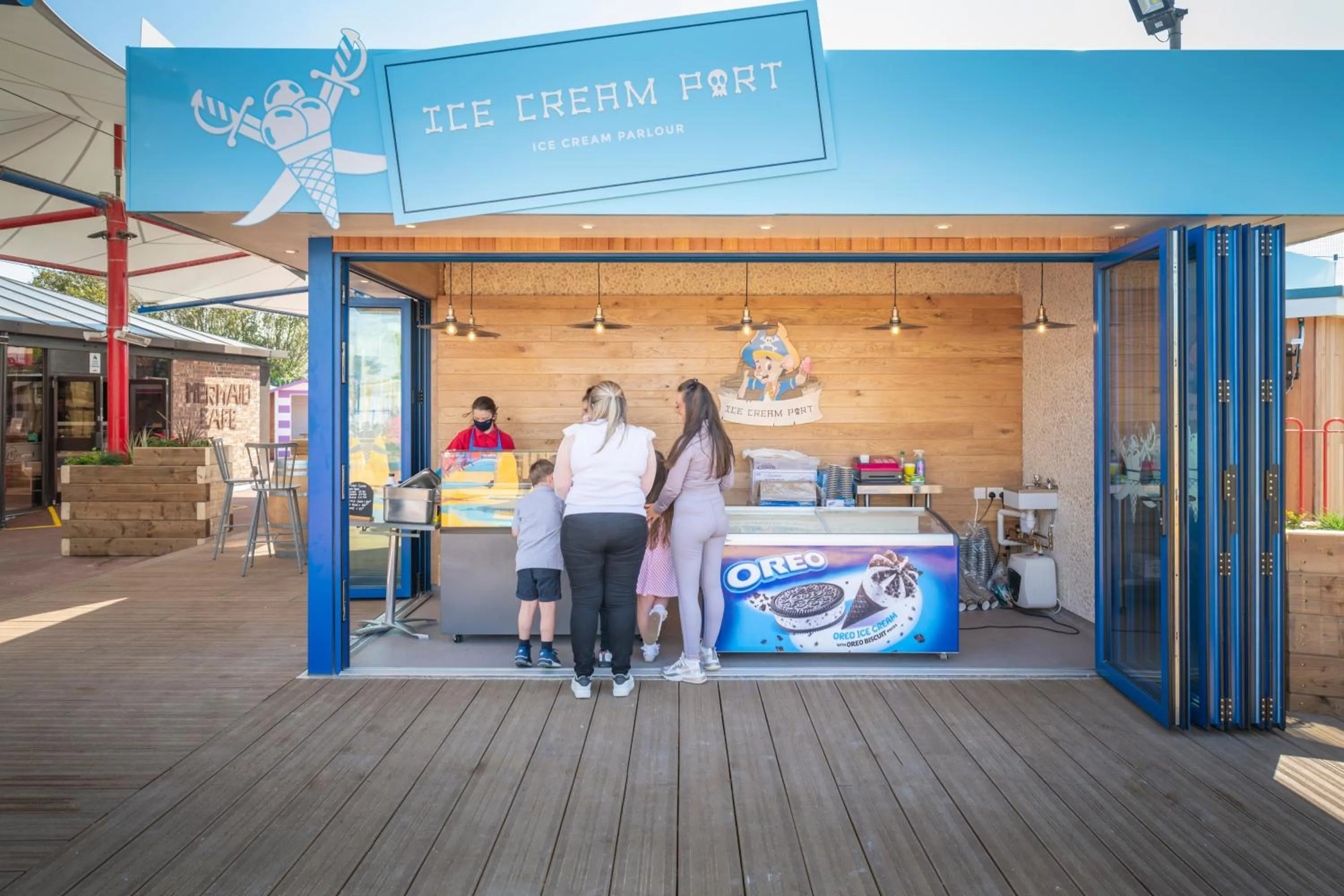 Restaurant/places to eat in Marine Holiday Park