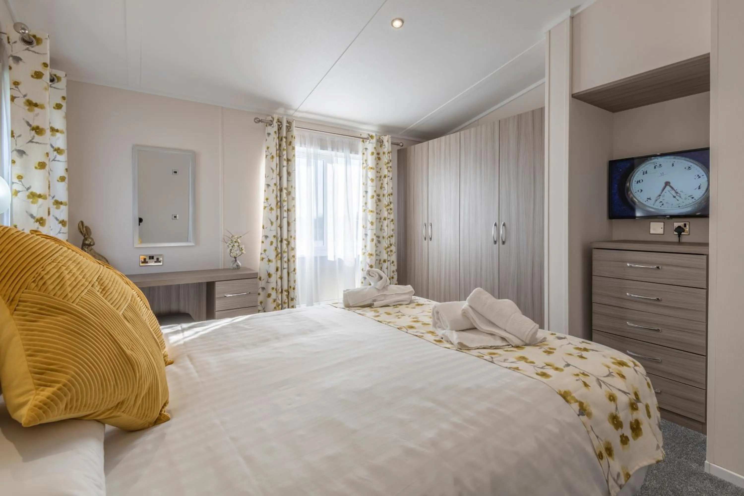 TV and multimedia, Bed in Marine Holiday Park