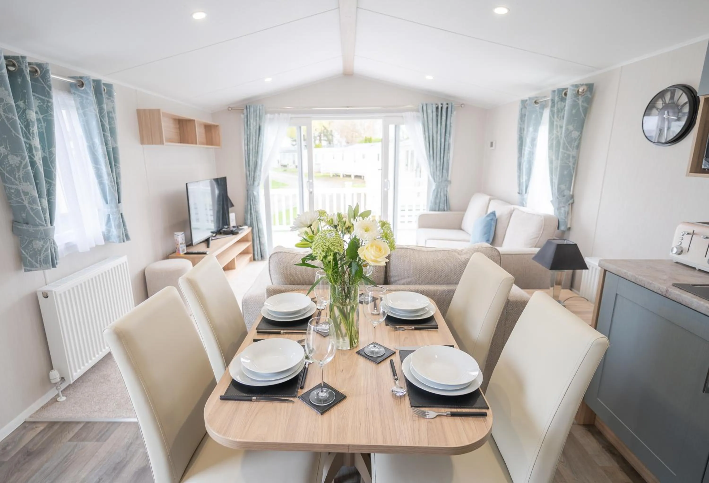 Kitchen or kitchenette in Marine Holiday Park