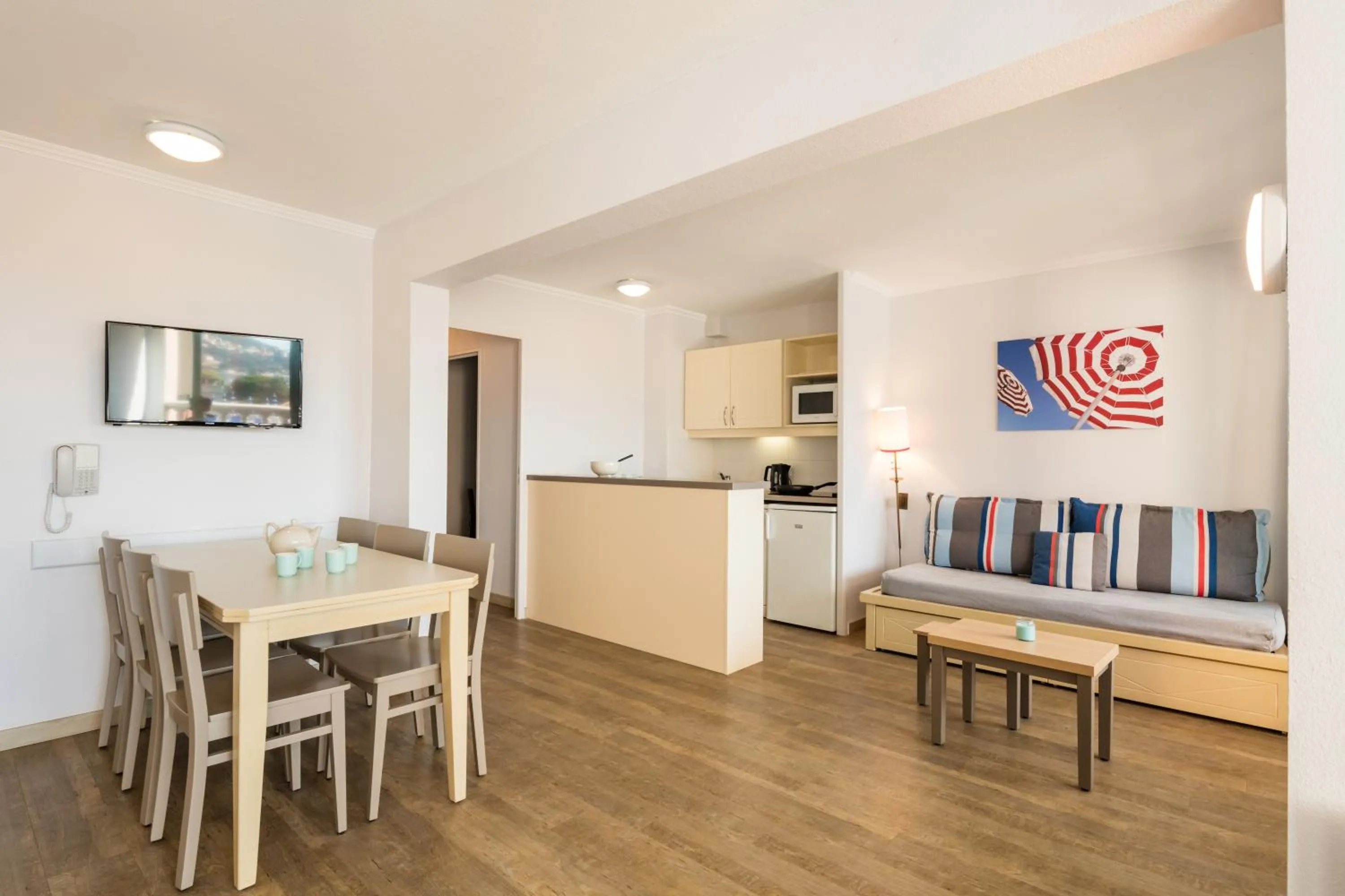 TV and multimedia in Résidence Pierre & Vacances l'Ange Gardien