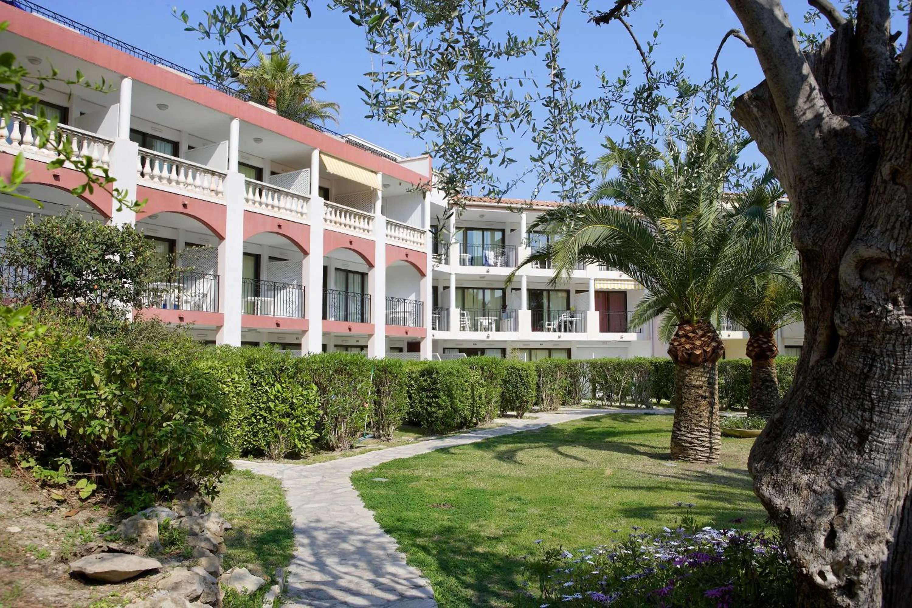 Property building in Résidence Pierre & Vacances l'Ange Gardien