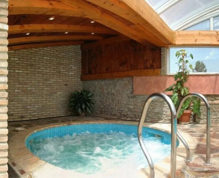 Hot Tub in Hotel La Vega