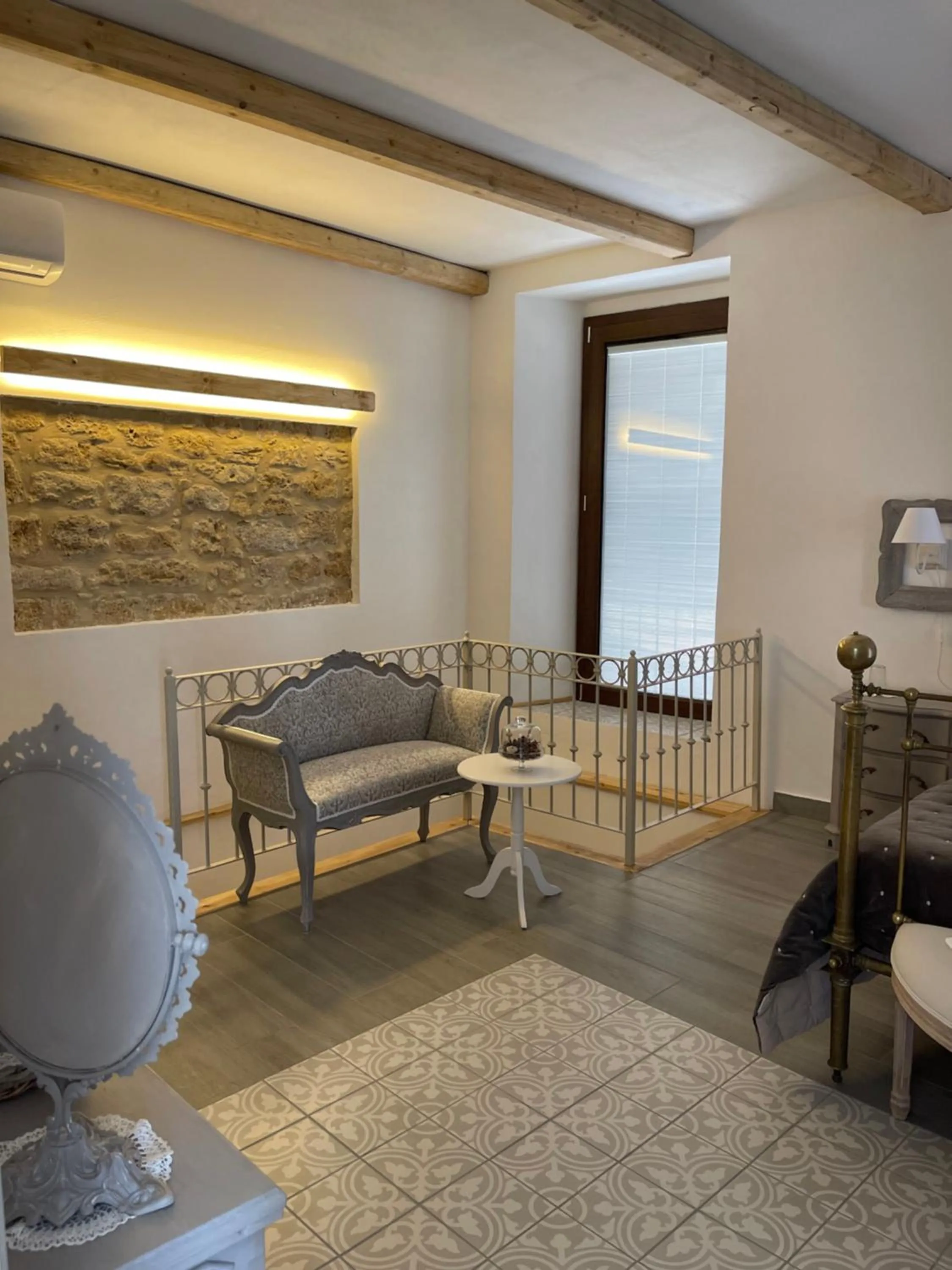 Seating area in Giardino delle Zagare