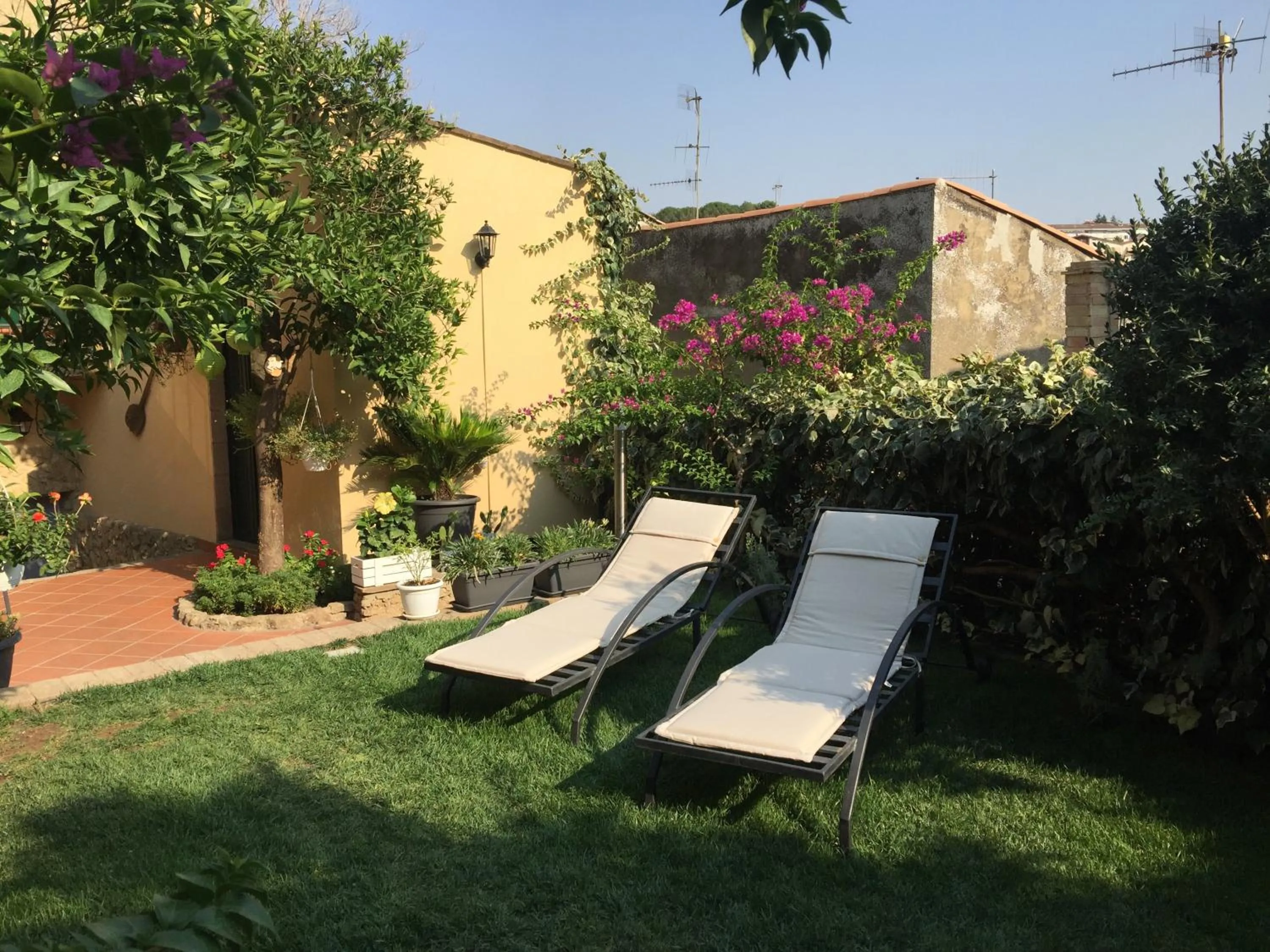 Garden in Giardino delle Zagare